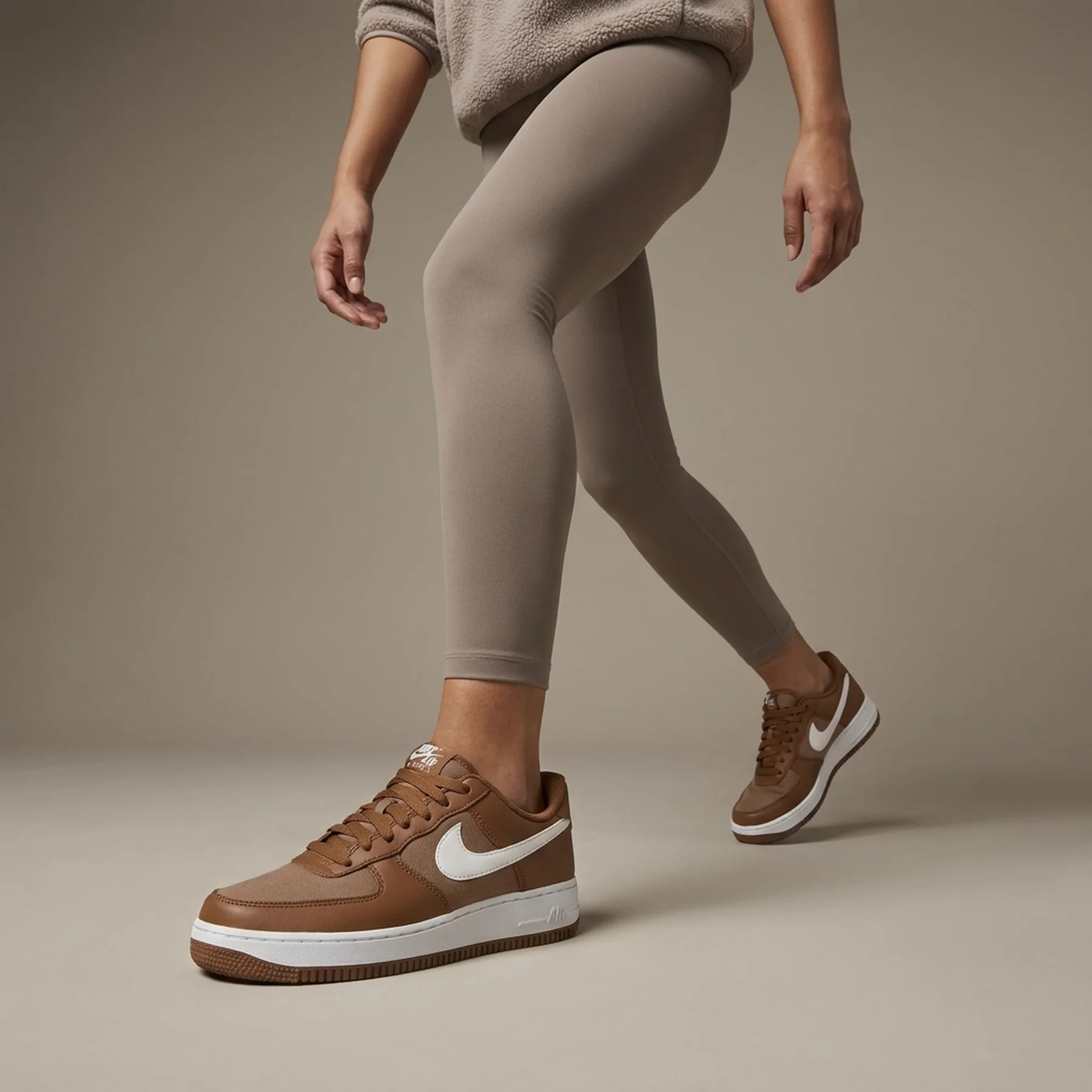 Кросівки жіночі Nike Air Force Brown Gs (DX1656-800)