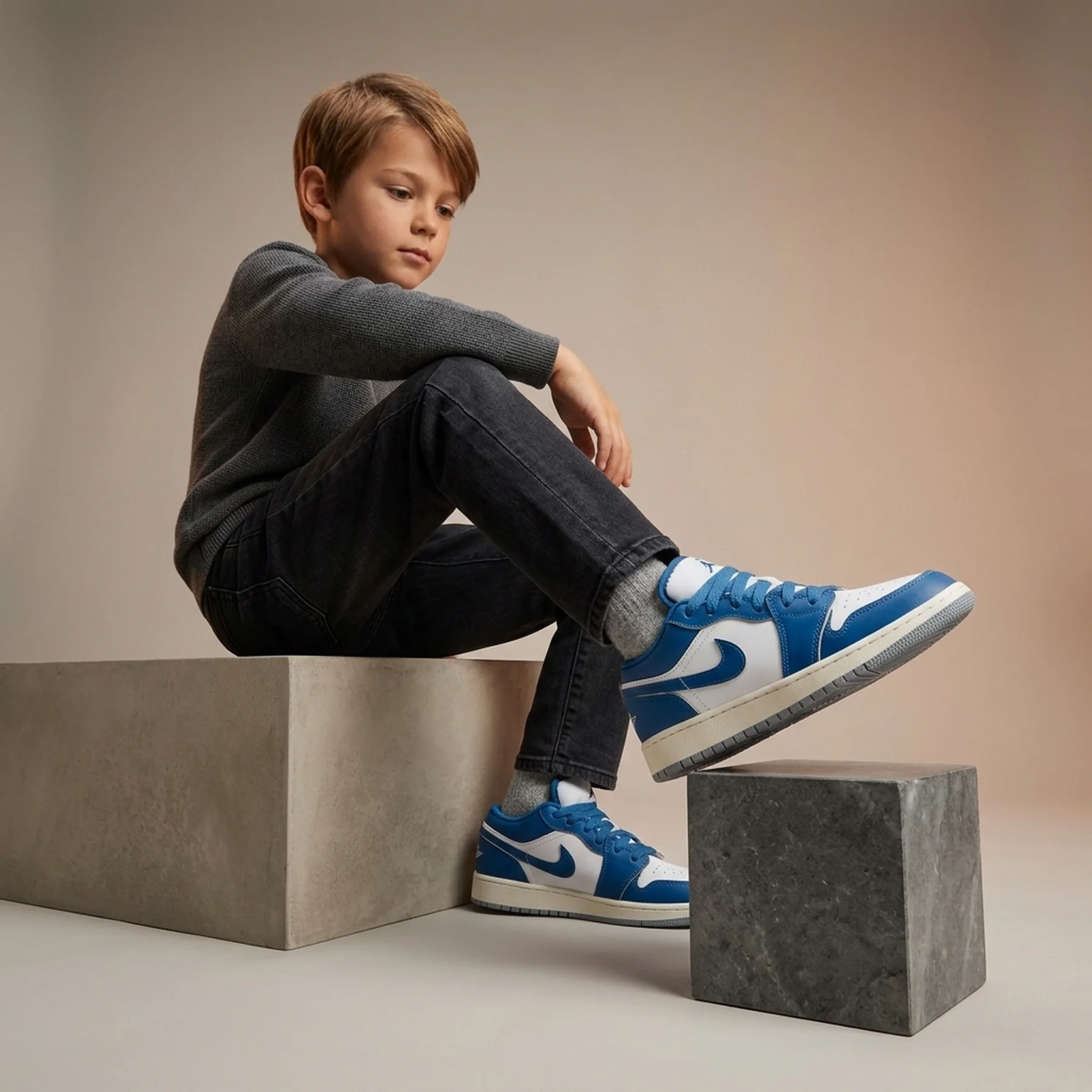 Кросівки дитячі Air Jordan 1 Low SE GS 'Seafoam'