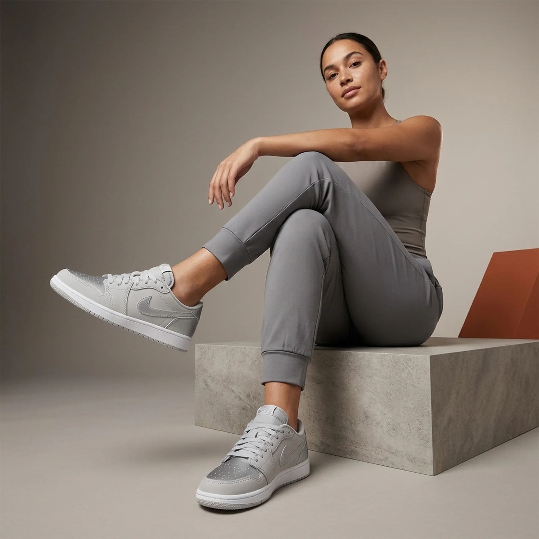 Кросівки жіночі Nike Air Jordan 1 Retro Low Og (Gs) (CZ0858-002)