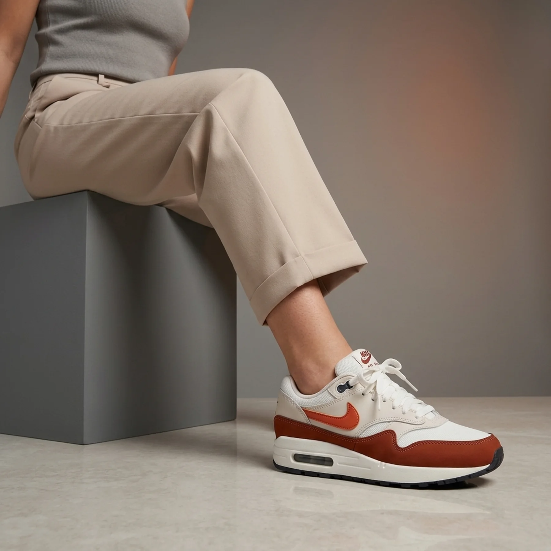 Кросівки жіночі Nike Air Max 1 Gs (DZ3307-110)