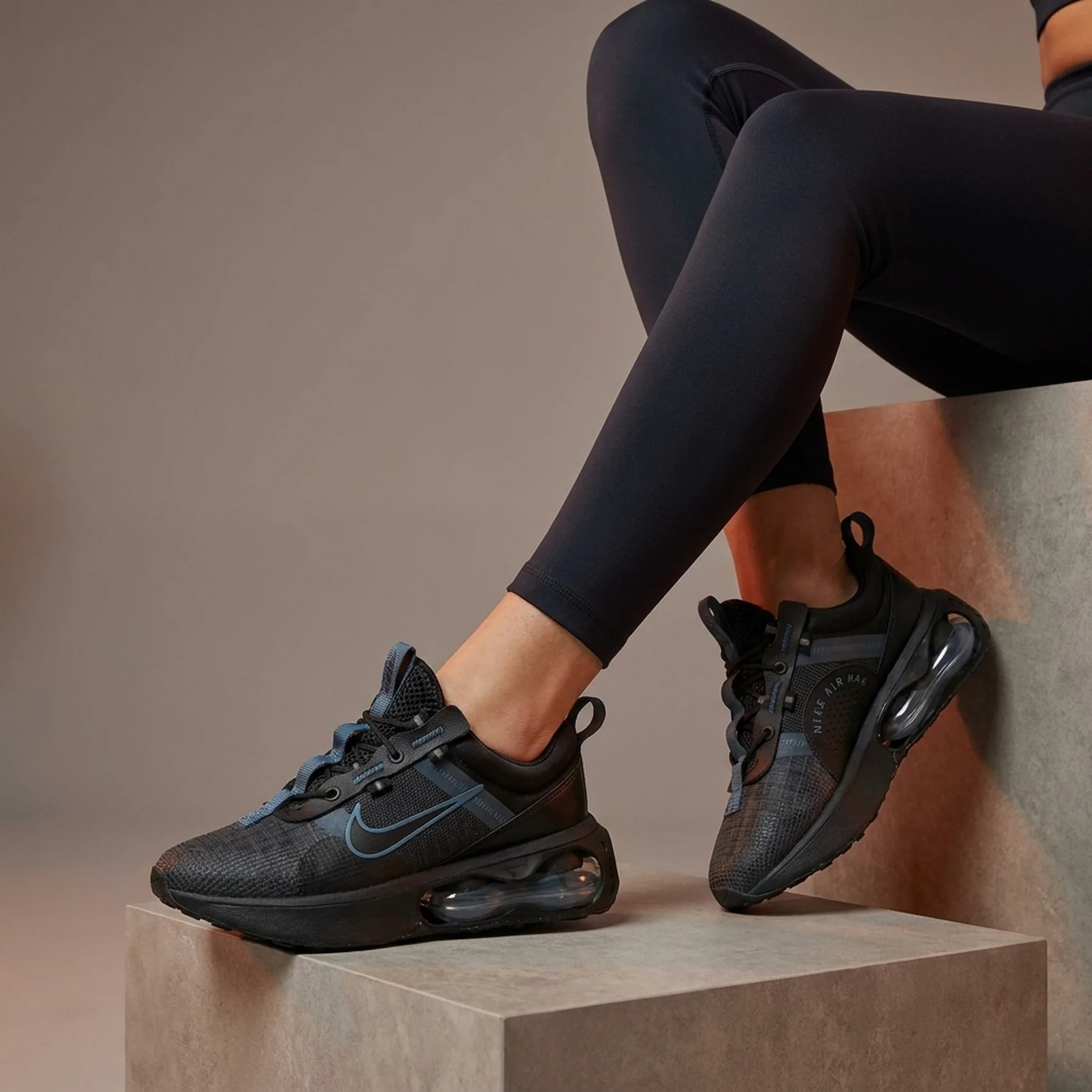 Кросівки жіночі Nike Air Max 2021 Gs (FB8035-001)