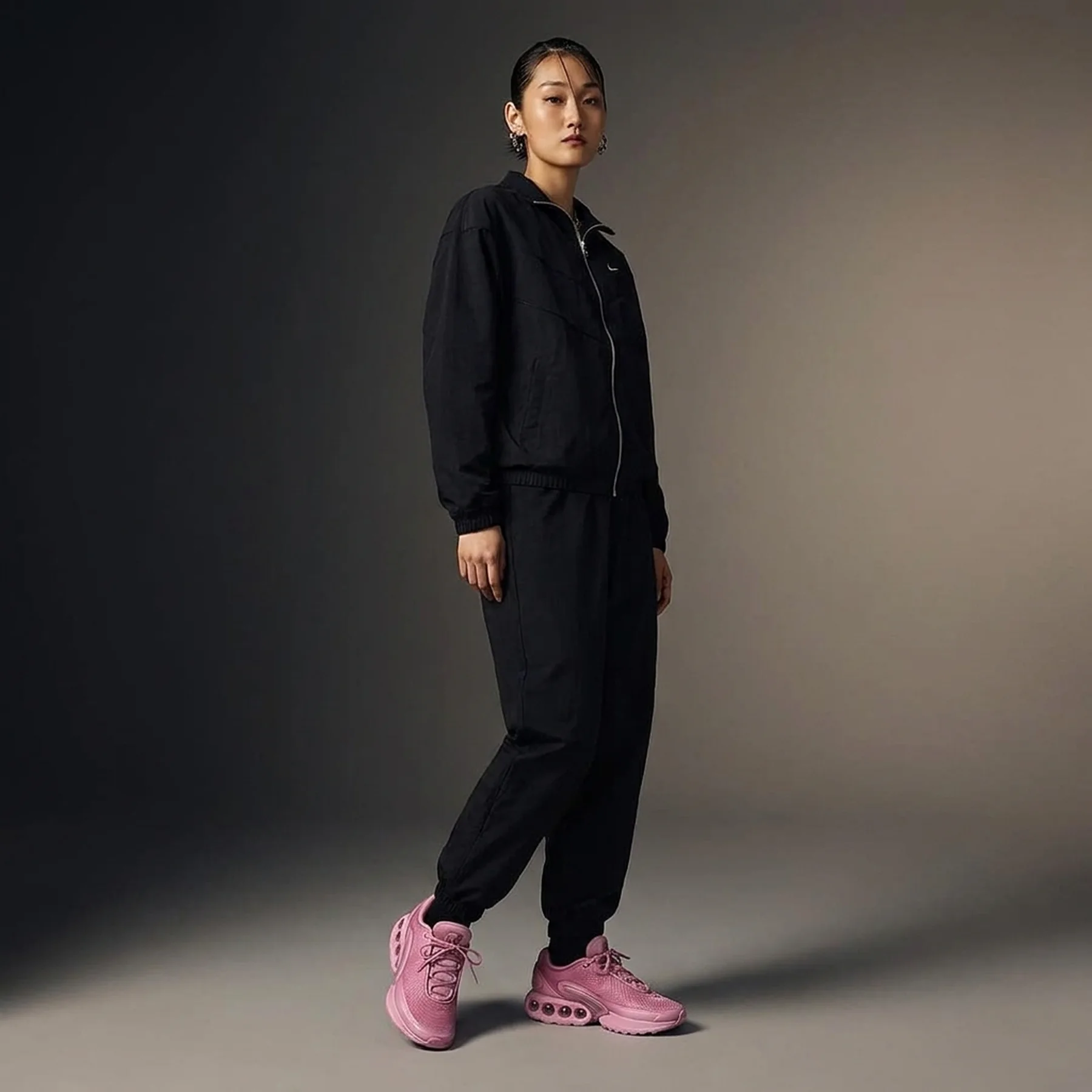 Кросівки жіночі Nike Air Max Dn (HV4861-600)