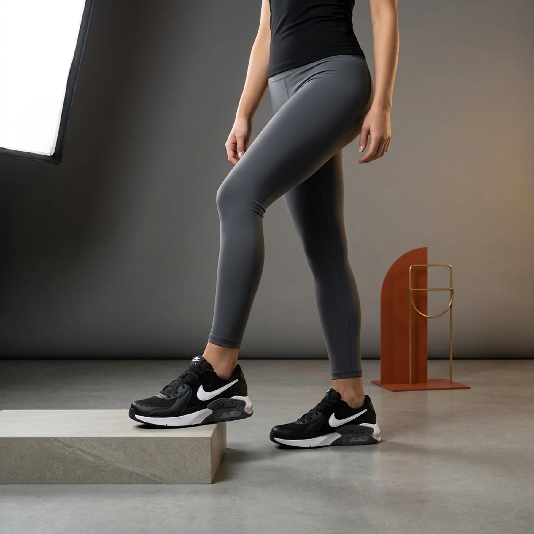 Кросівки жіночі Nike Air Max Excee (CD5432-003)