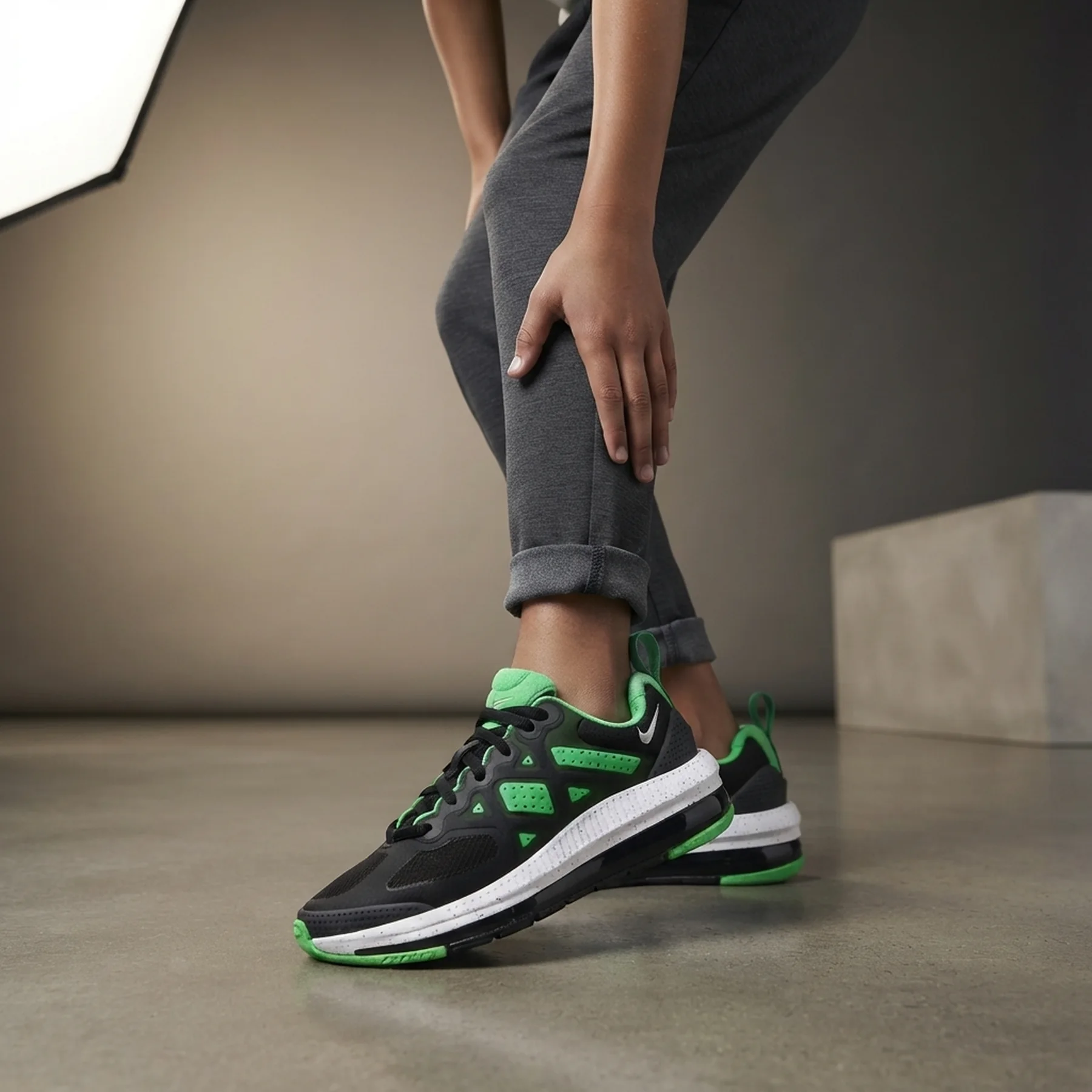 Кросівки дитячі Nike Air Max Genome (CZ4652-006)