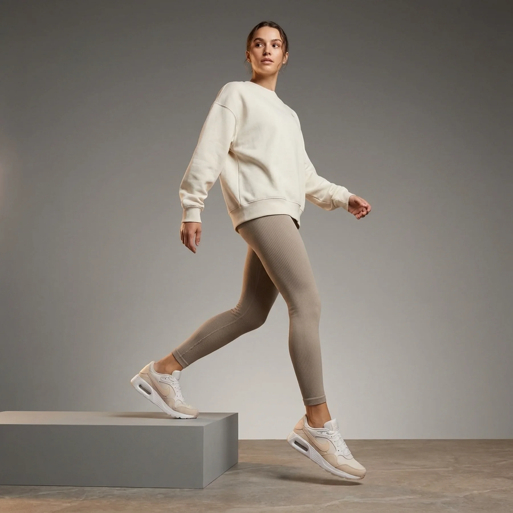Кросівки жіночі Nike Air Max Sc Trend (FQ8722-100)