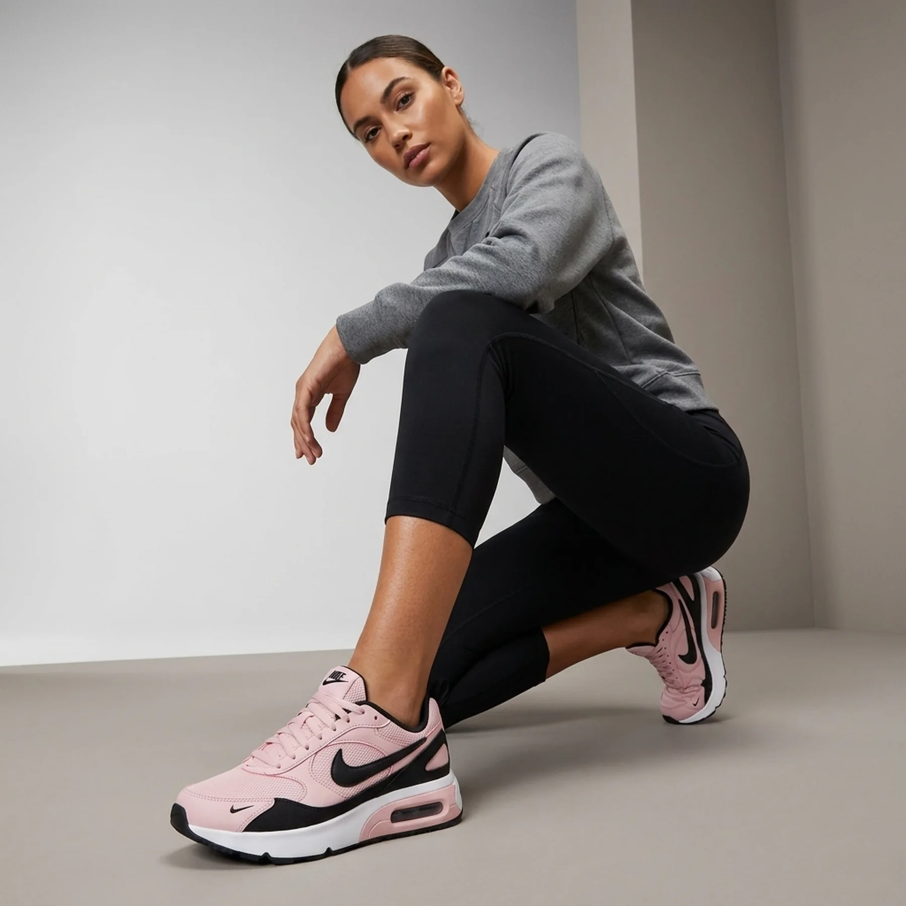 Кросівки жіночі Nike Air Max Sndr Pink/Black (FZ2068-600)
