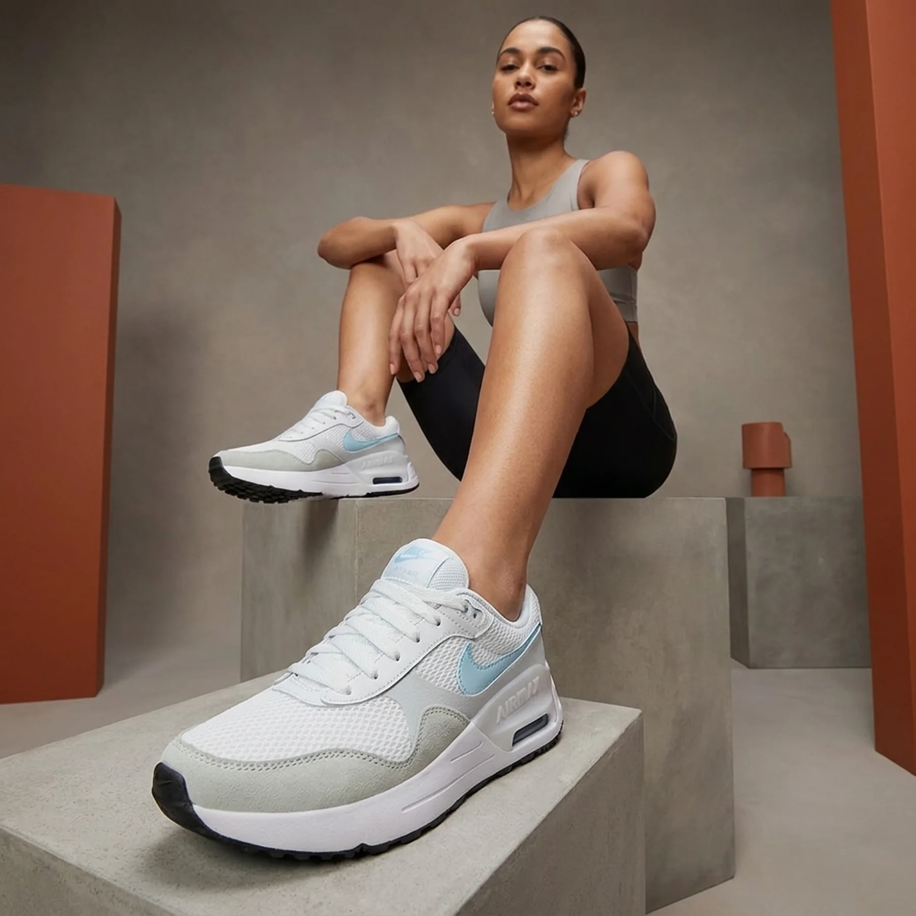Кросівки жіночі Nike Air Max Systm (DM9538-105)