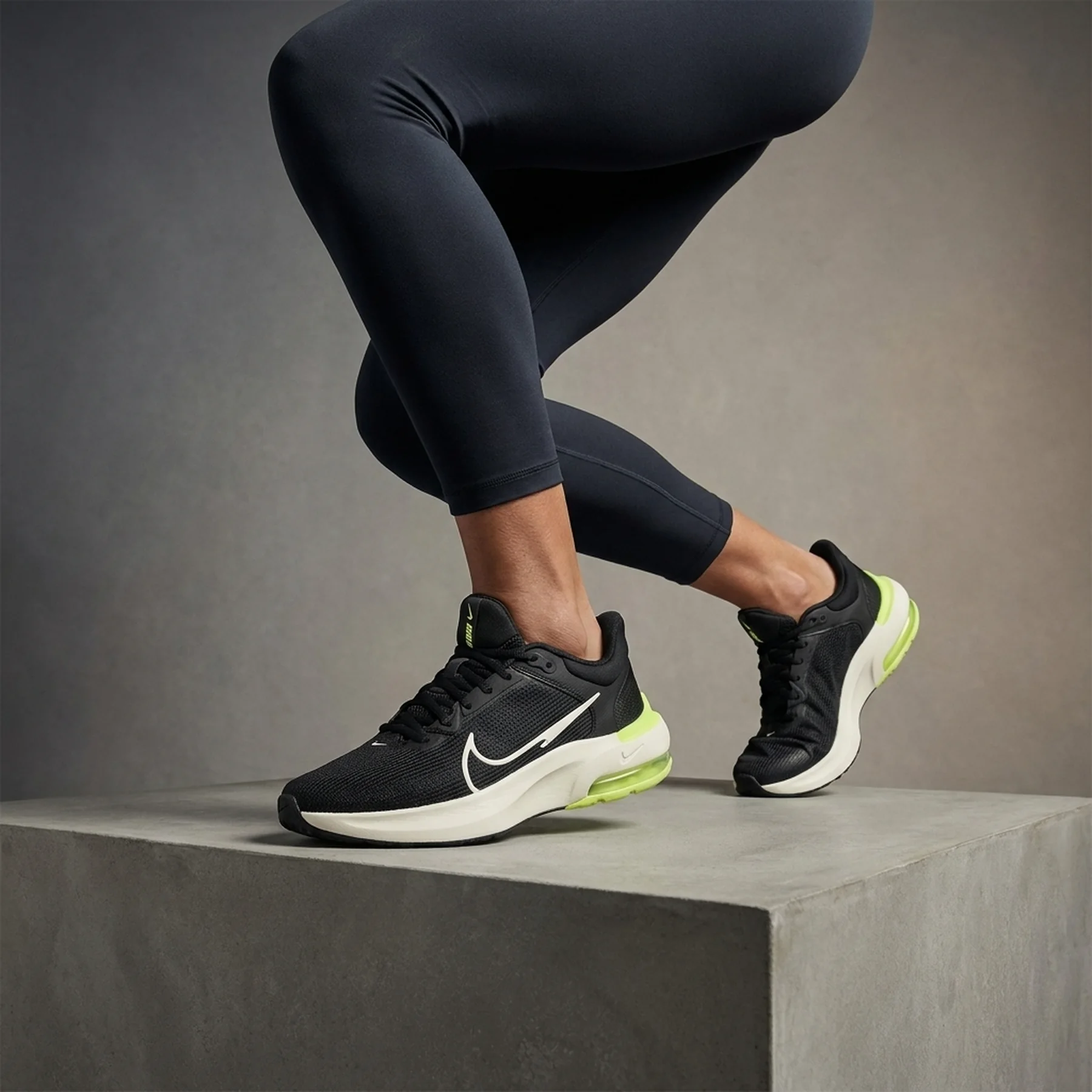 Кросівки жіночі Nike Air Zoom Upturn Sc Black (IB2764-002)