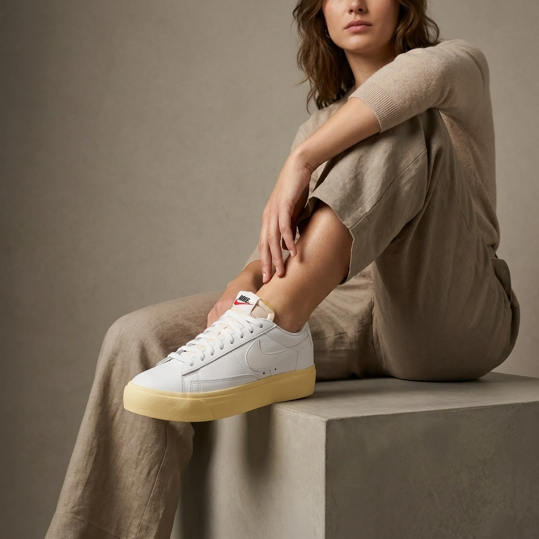 Кросівки жіночі Nike Blazer Low Platform (DJ0292-109)