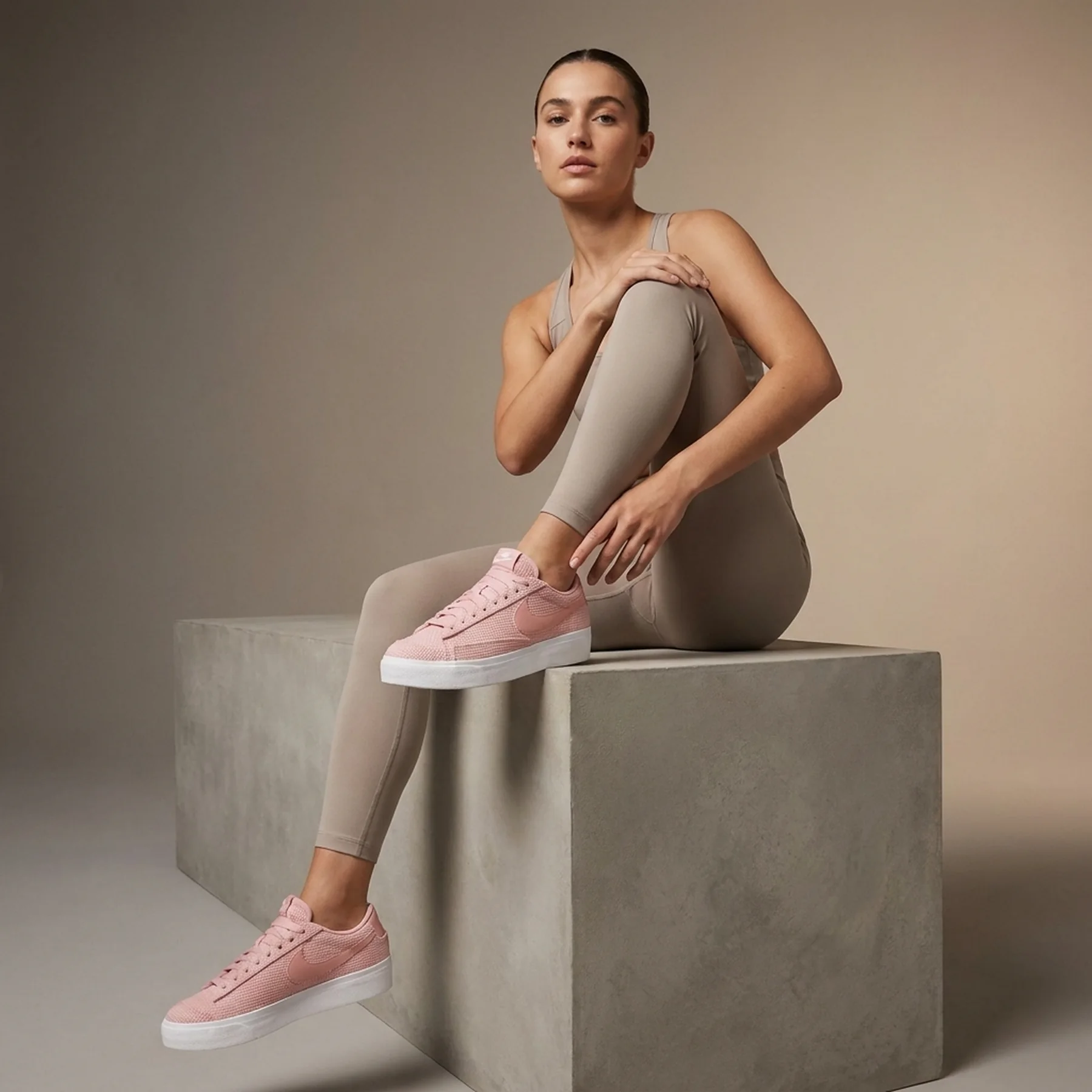 Кросівки жіночі Nike Blazer Low Platform Ess (DN0744-600)