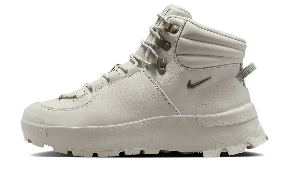 Кросівки жіночі Nike City Classic Boot Prm Wp (FZ8629-100)