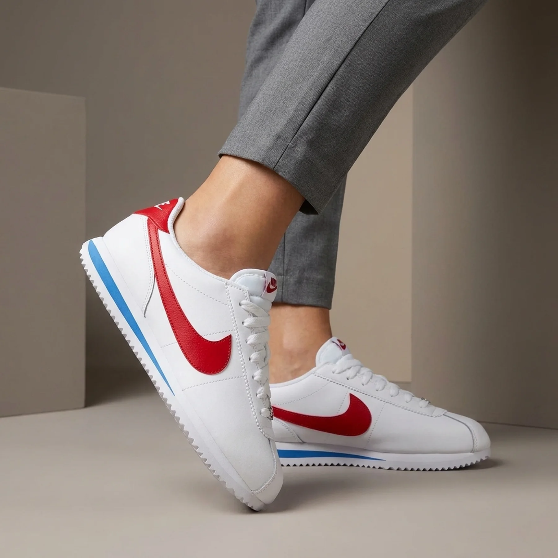 Кросівки жіночі Nike Cortez (DN1791-108)