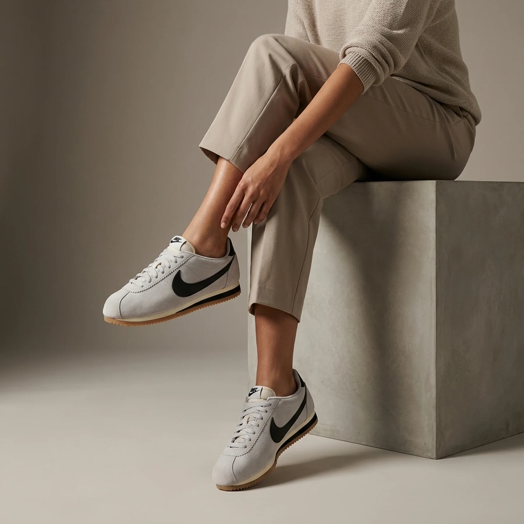Кросівки жіночі Nike Cortez Vintage (FJ2530-102)