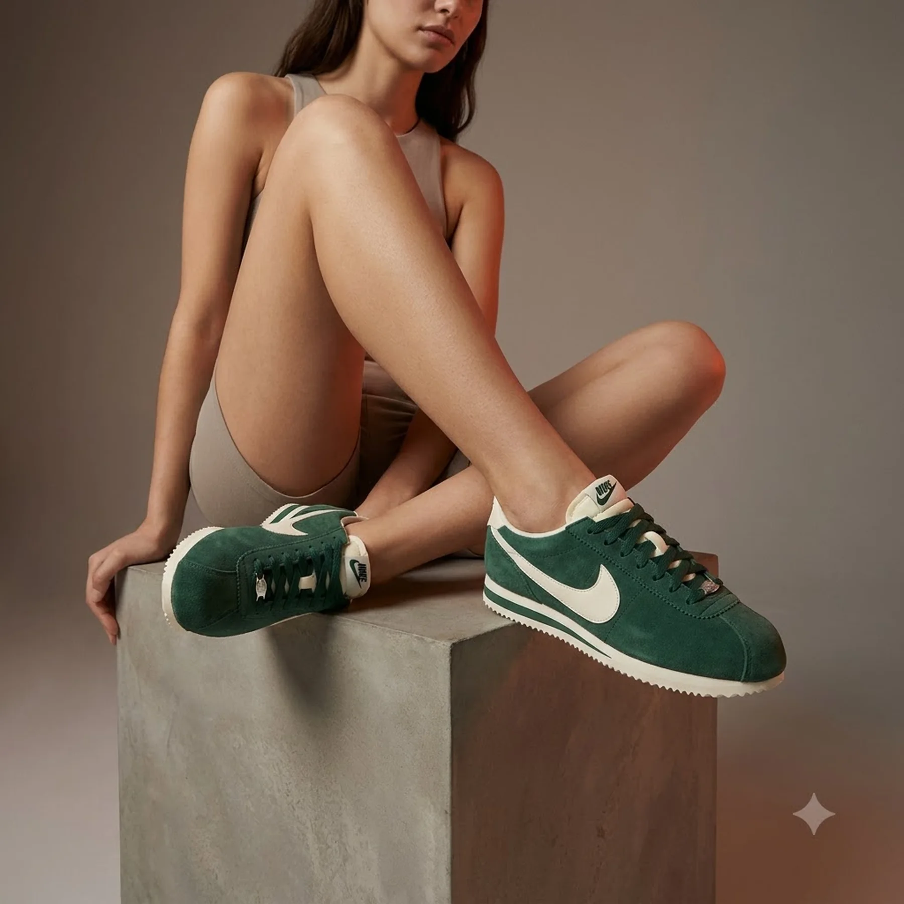 Кросівки жіночі Nike Cortez Vintage (FJ2530-301)