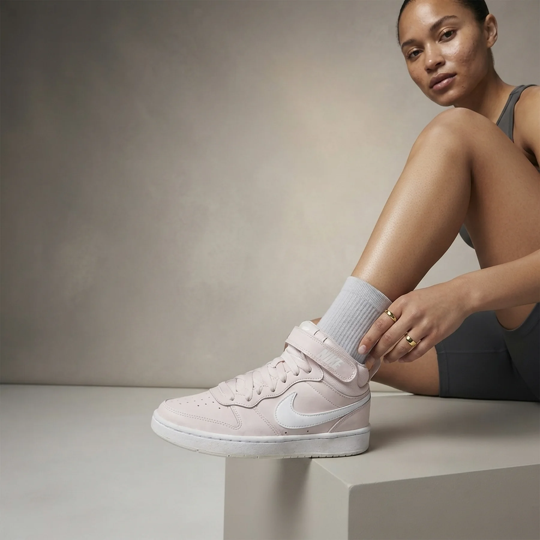 Кросівки жіночі Nike Court Bugh Mid 2 Gs (CD7782-601)