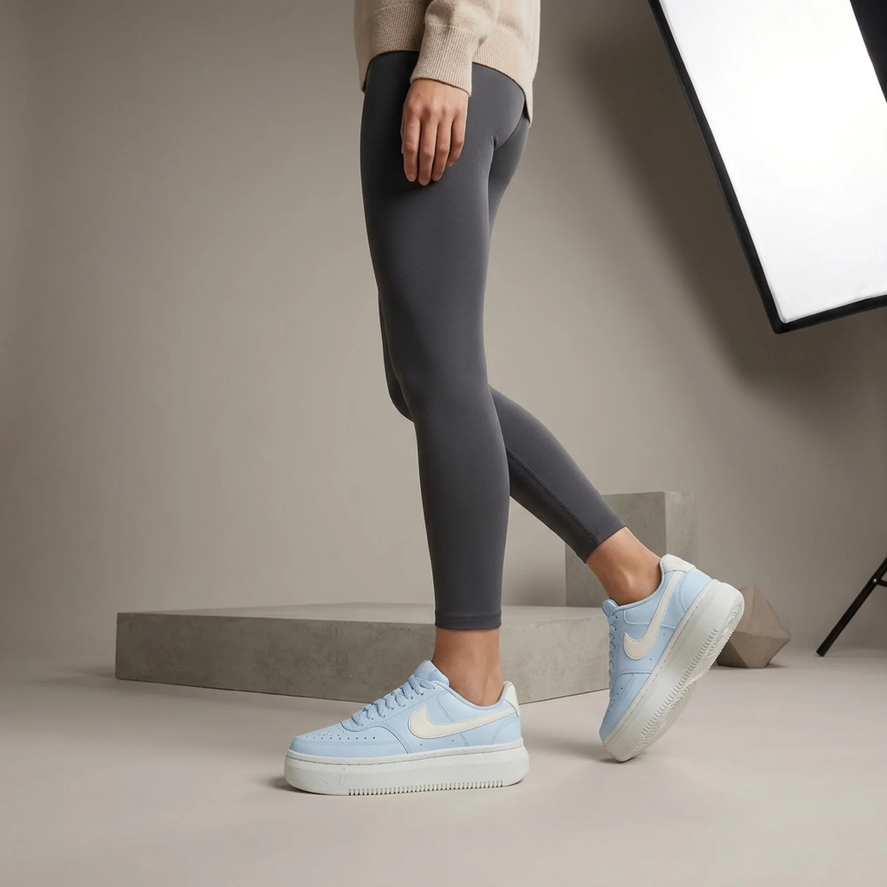 Кросівки жіночі Nike Court Vision Alta (DZ5394-400)