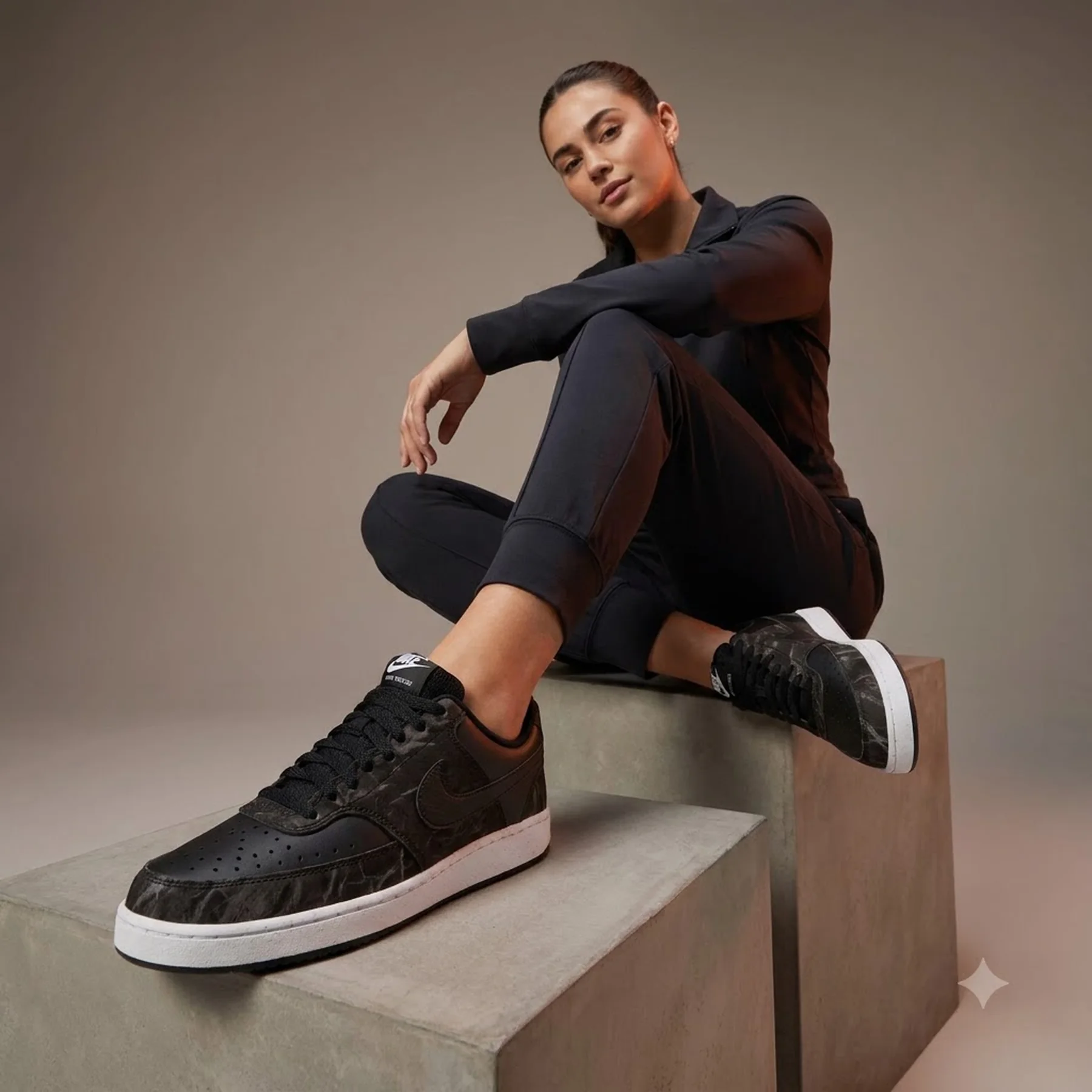 Кросівки жіночі Nike Court Vision Lo Nn Black (HQ4377-001)