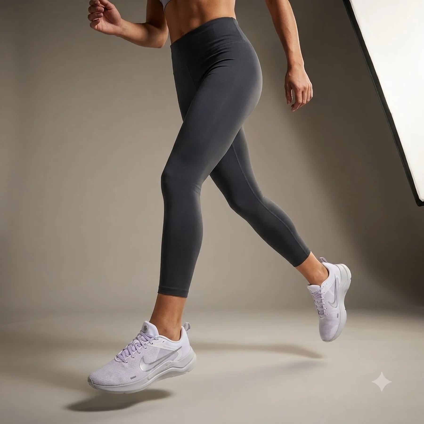 Кросівки жіночі Nike Downshifter 12 (DD9294-100)