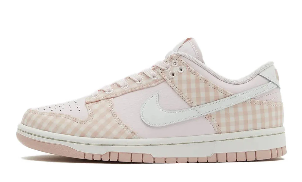Кросівки жіночі Nike Dunk Low (FB9881-600)
