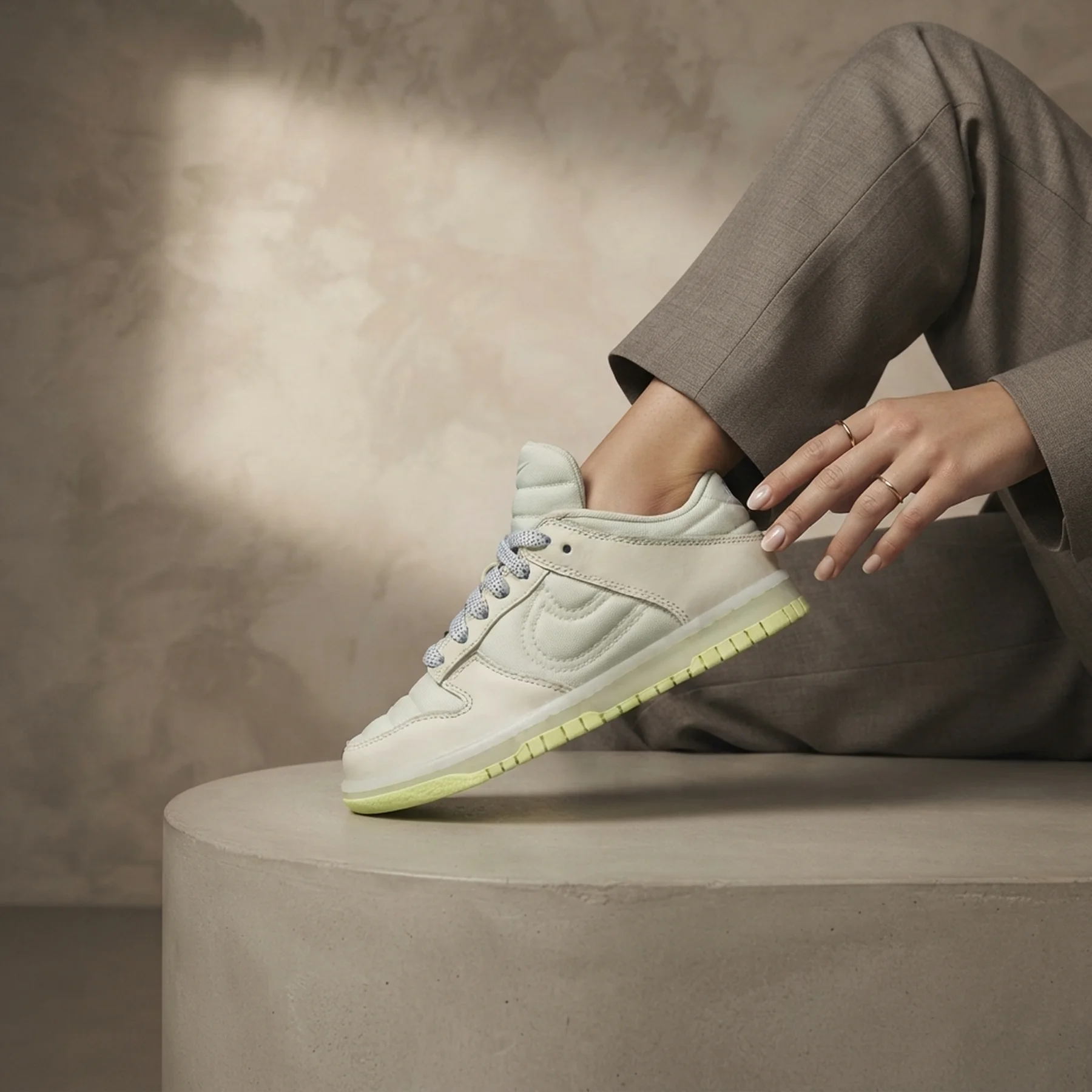 Кросівки жіночі Nike Dunk Low Gs (FB7700-001)