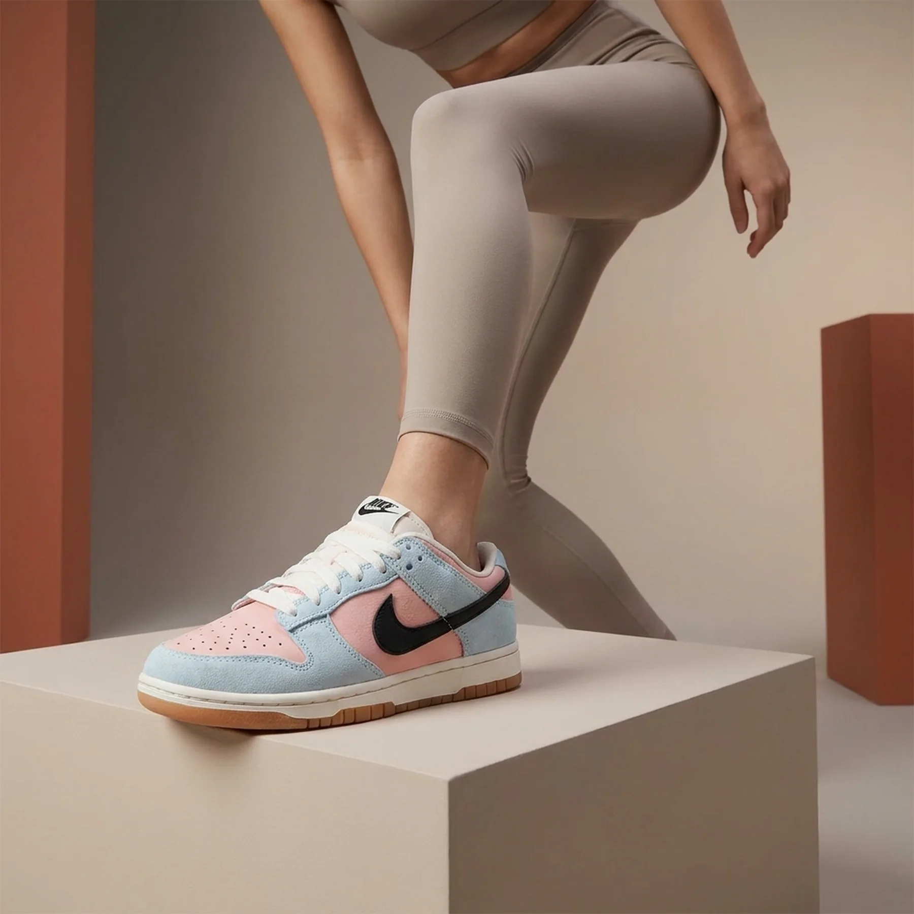 Кросівки жіночі Nike Dunk Low (HJ7341-474)