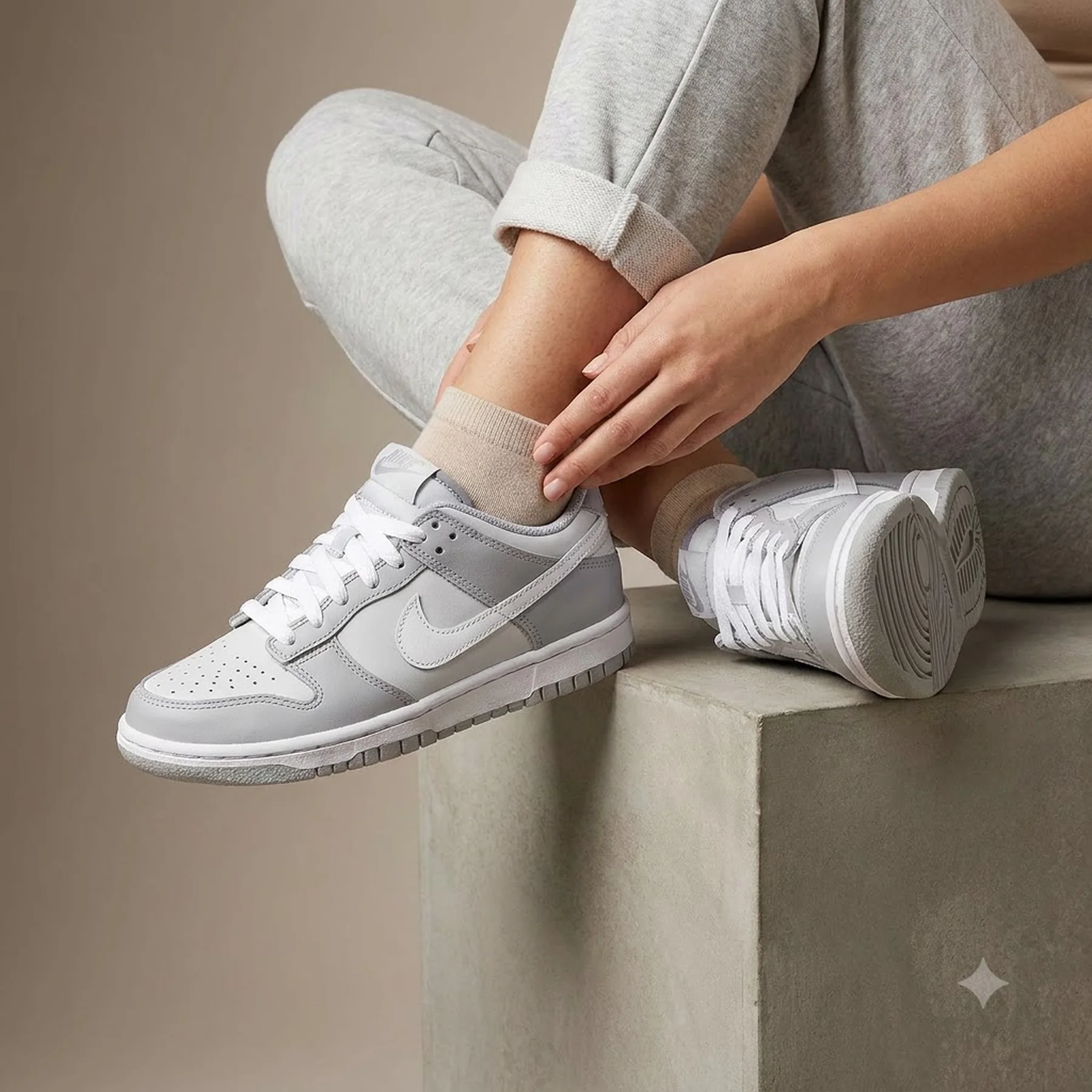 Кросівки жіночі Nike Dunk Low Two-Toned Gs (DH9765-001)