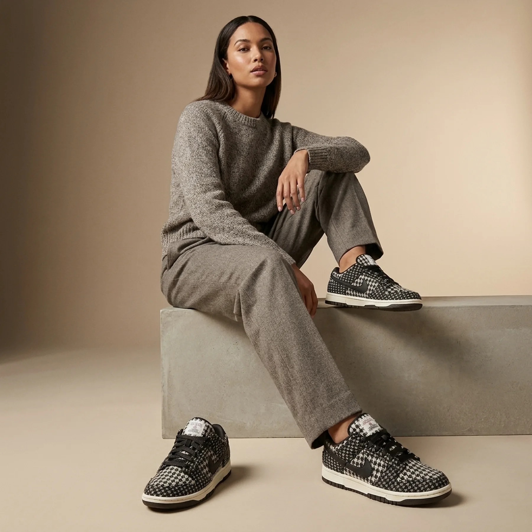 Кросівки жіночі Nike Dunk Low Wmns Х Harris Tweed (HQ5036-901)