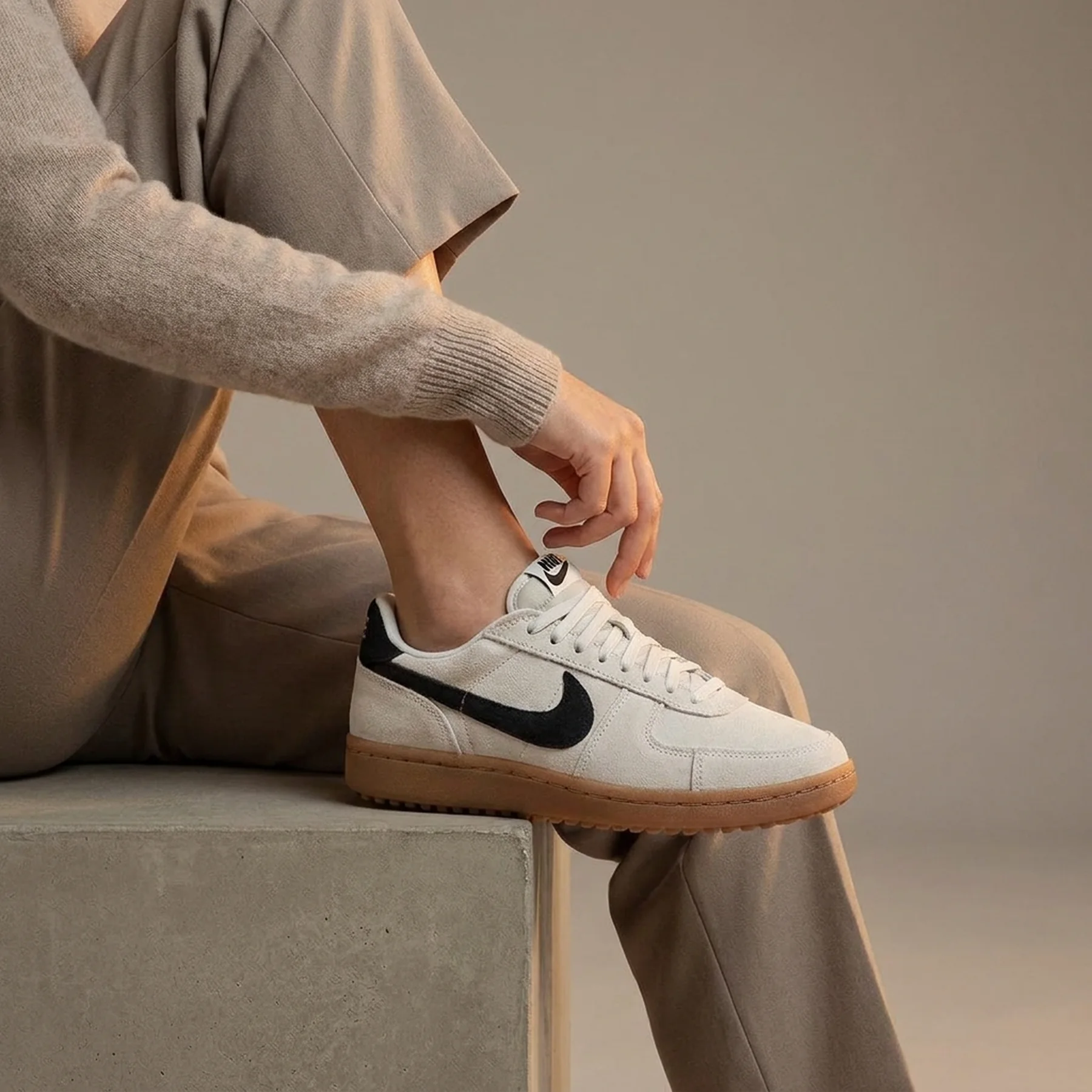 Кросівки жіночі Nike Field General Suede (IF1743-300)