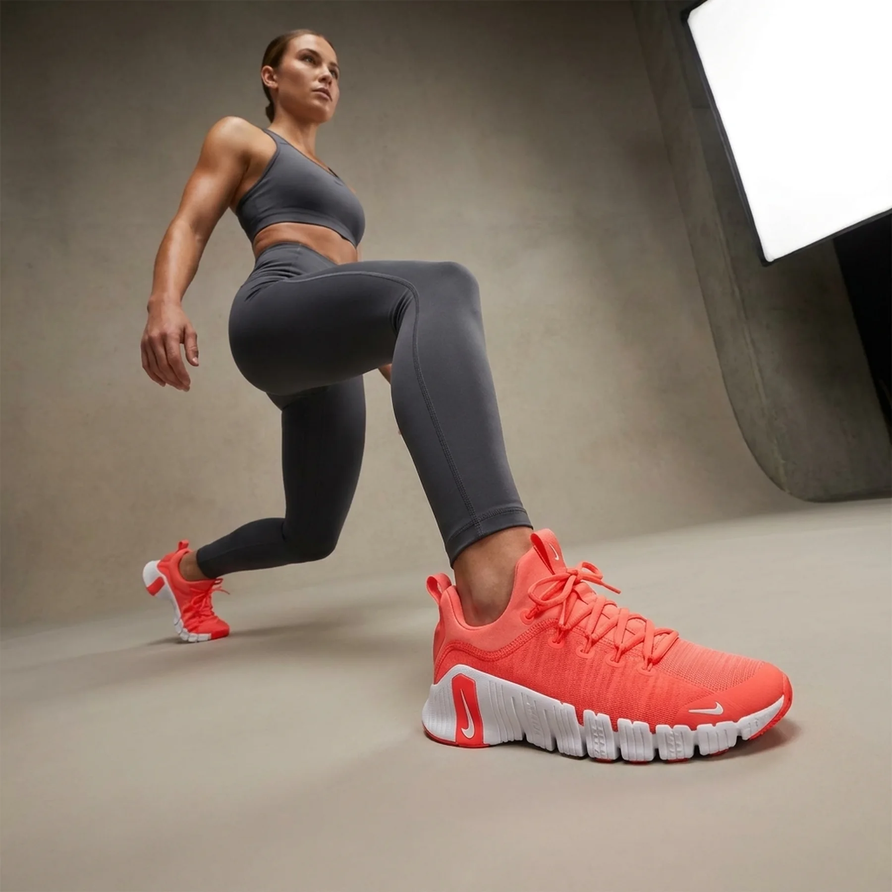 Кросівки жіночі Nike Free Metcon 6 (FJ7126-802)