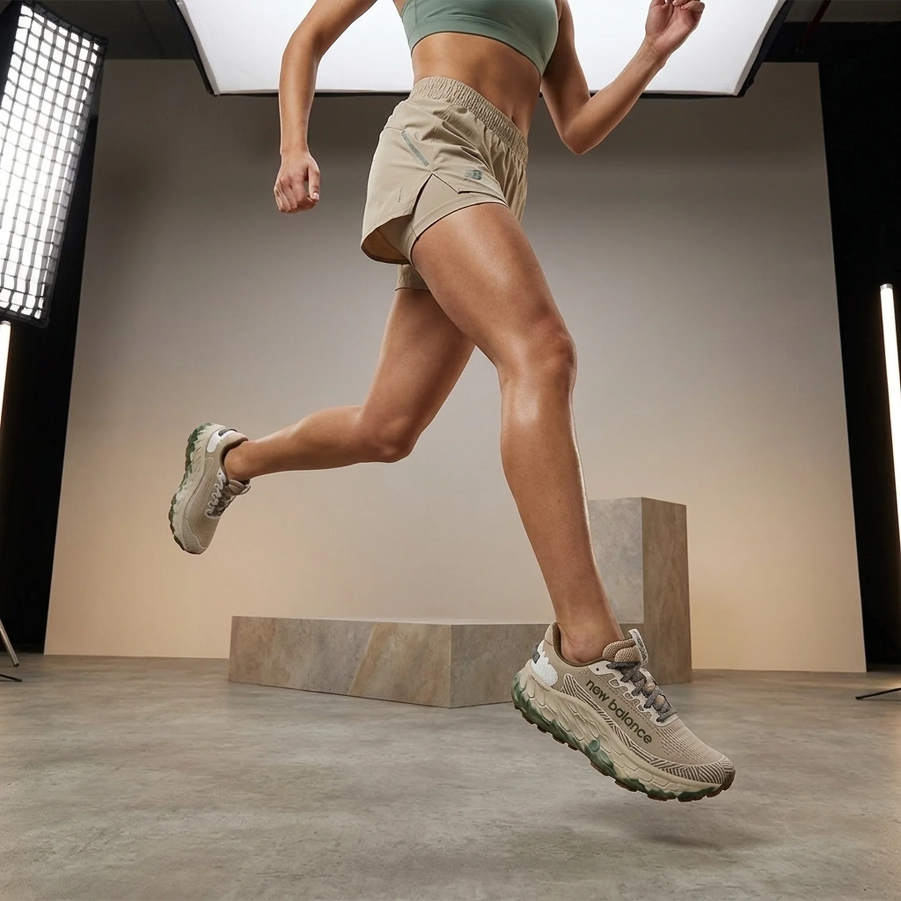 Кросівки жіночі Nike Fresh Foam X More Trail V3 Beige (FV2335-200)
