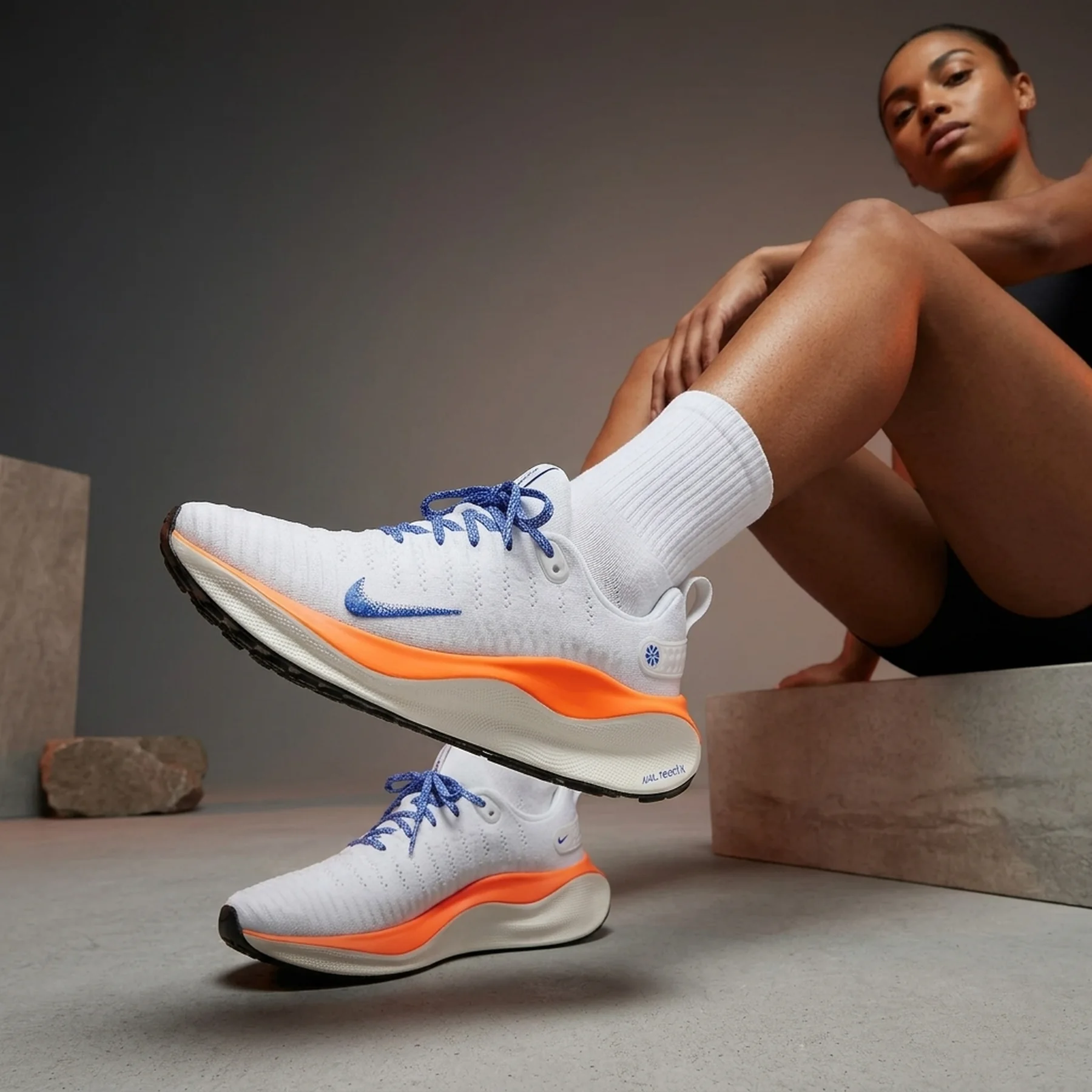 Кросівки жіночі Nike INFINITYRN 4 FP HJ6649-900