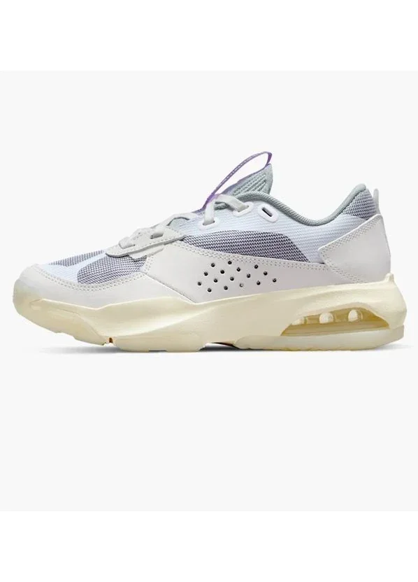 Кросівки жіночі Nike Jordan Air 200E (Gs) (DM9677-110)
