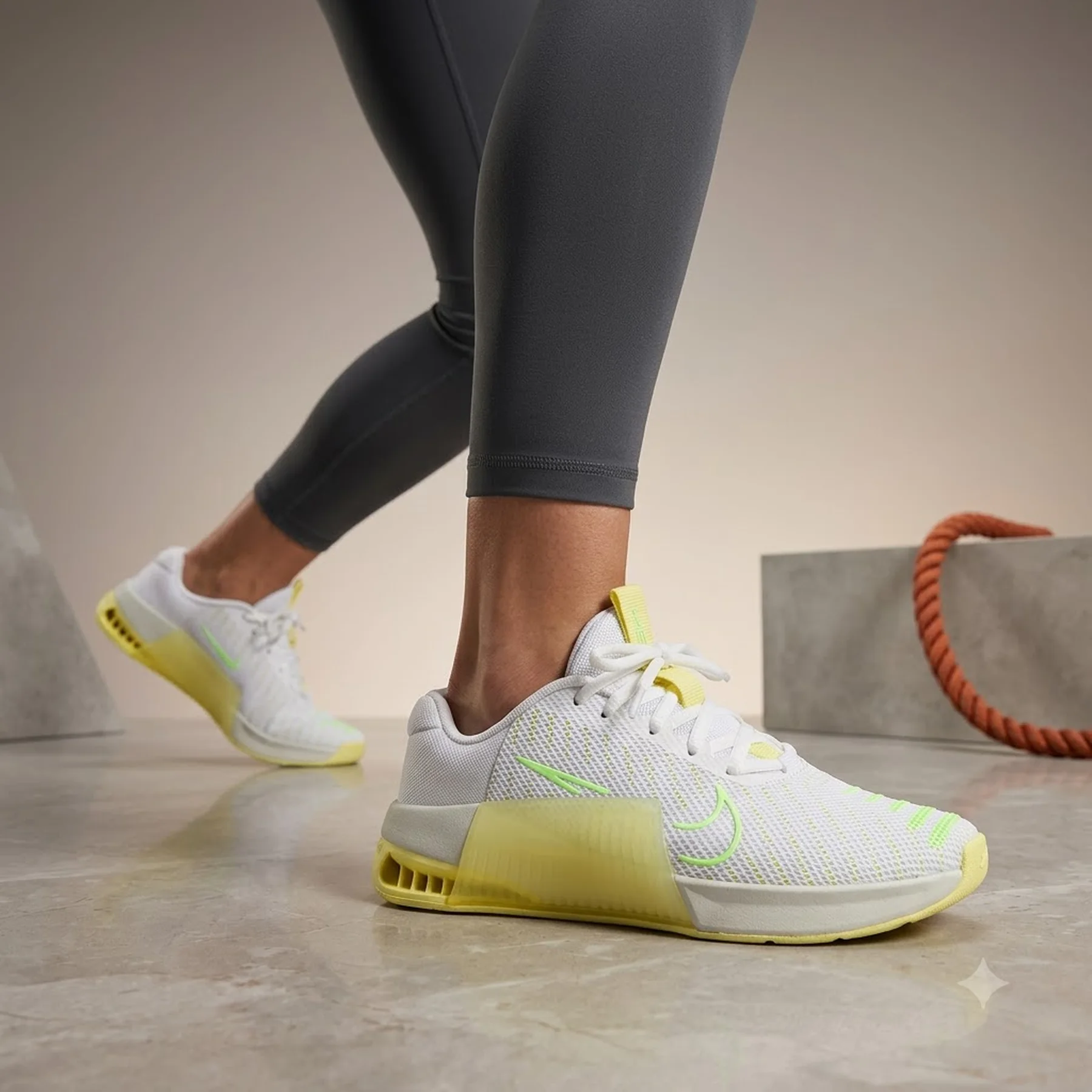 Кросівки жіночі Nike Metcon 9 (DZ2537-106)