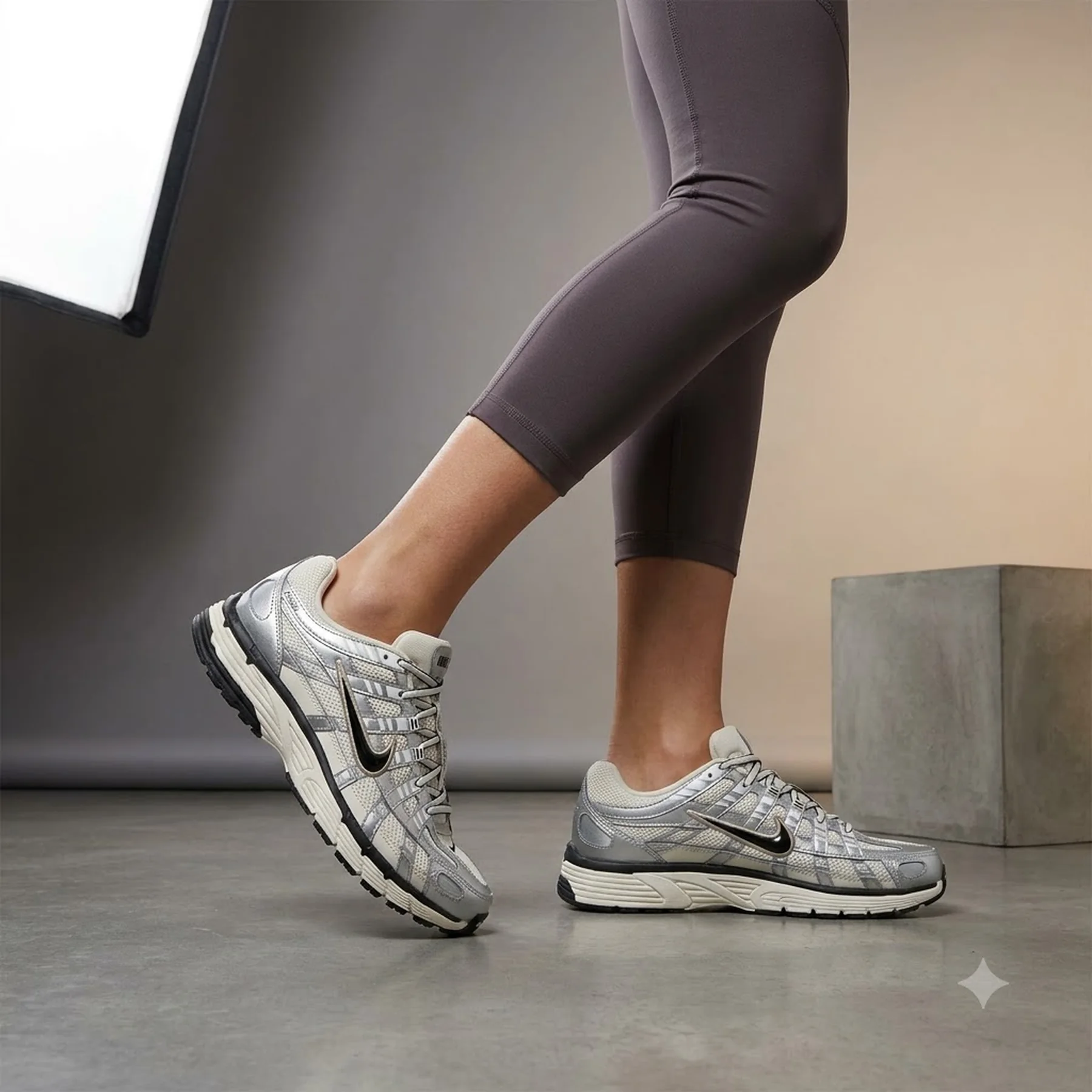 Кросівки жіночі Nike P-6000 (FV6603-100)