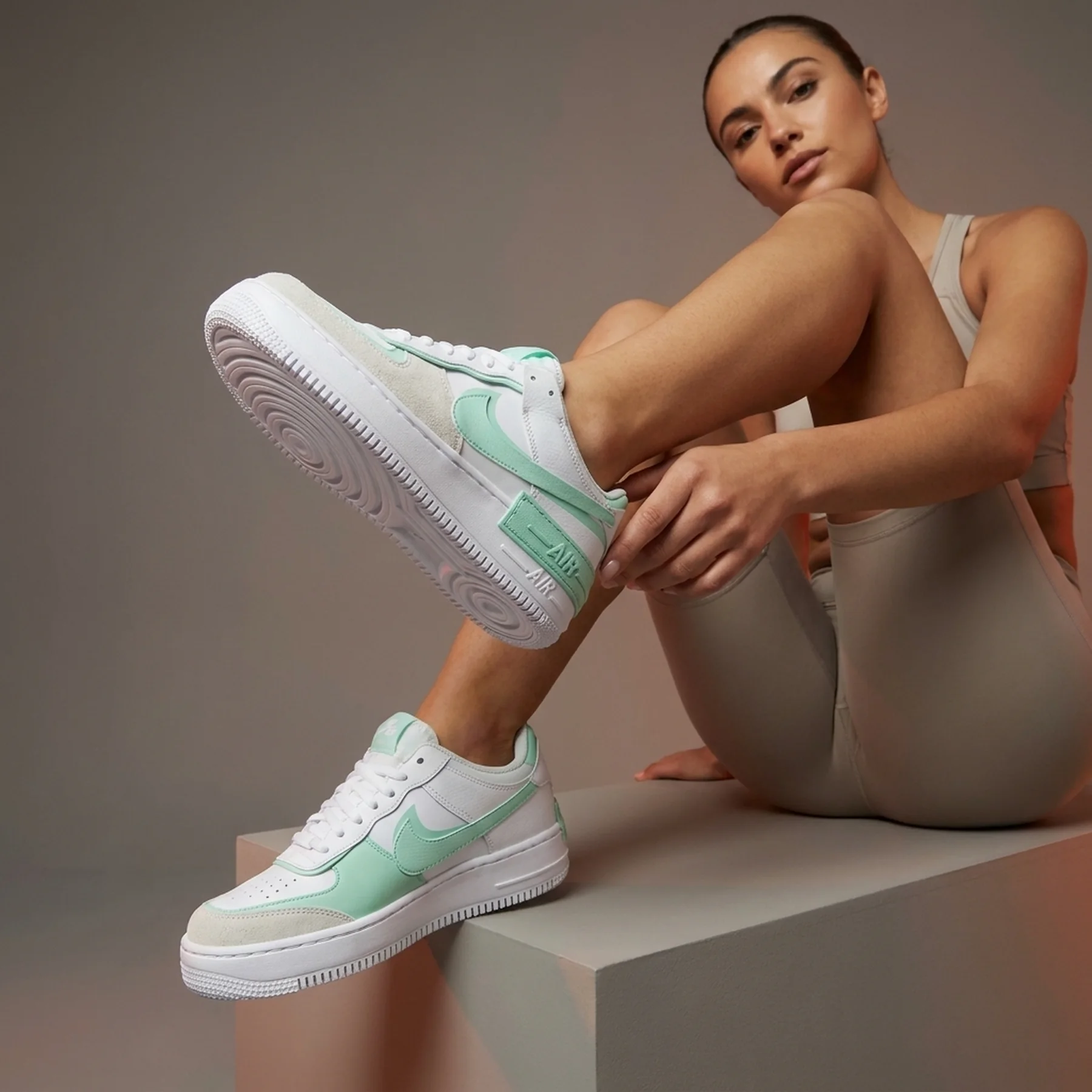Кросівки жіночі Nike W Af1 Shadow (FZ3773-100)