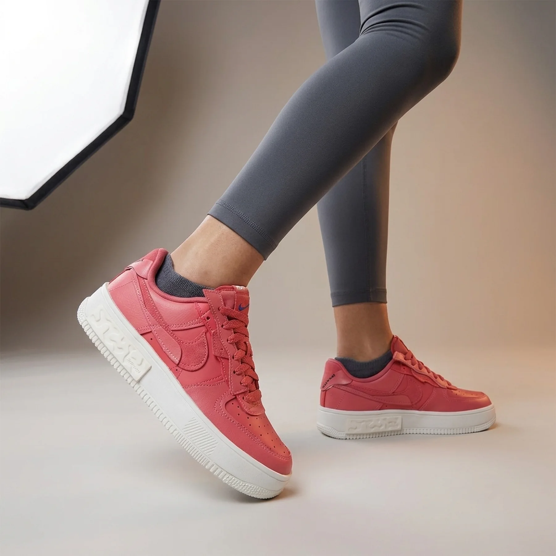 Кросівки жіночі Nike W Air Force 1 Fontanka (DA7024-101)