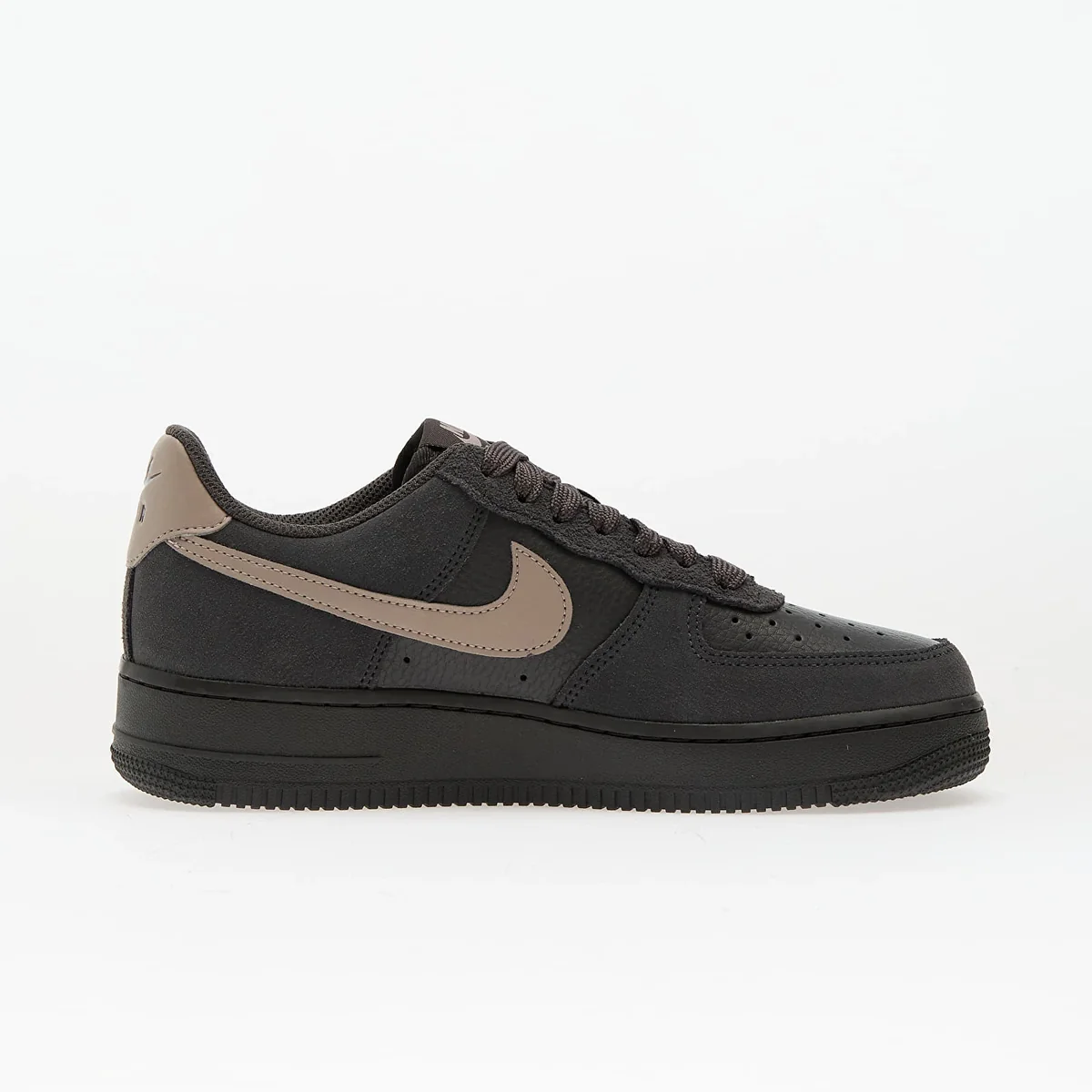 Кросівки жіночі Nike W Air Force 1 Lo Black (II7650-200)