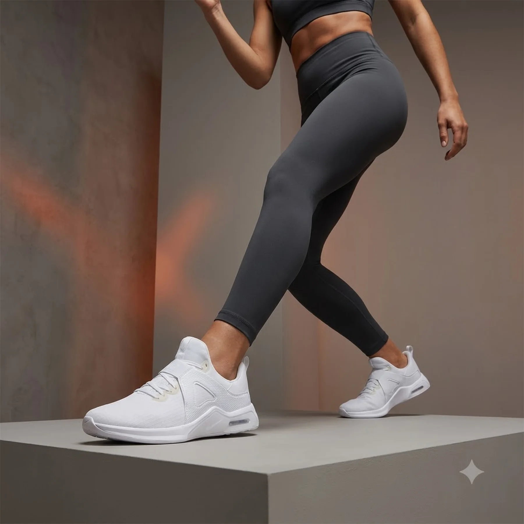 Кросівки жіночі Nike W Air Max Bella Tr 5 (DD9285-100)