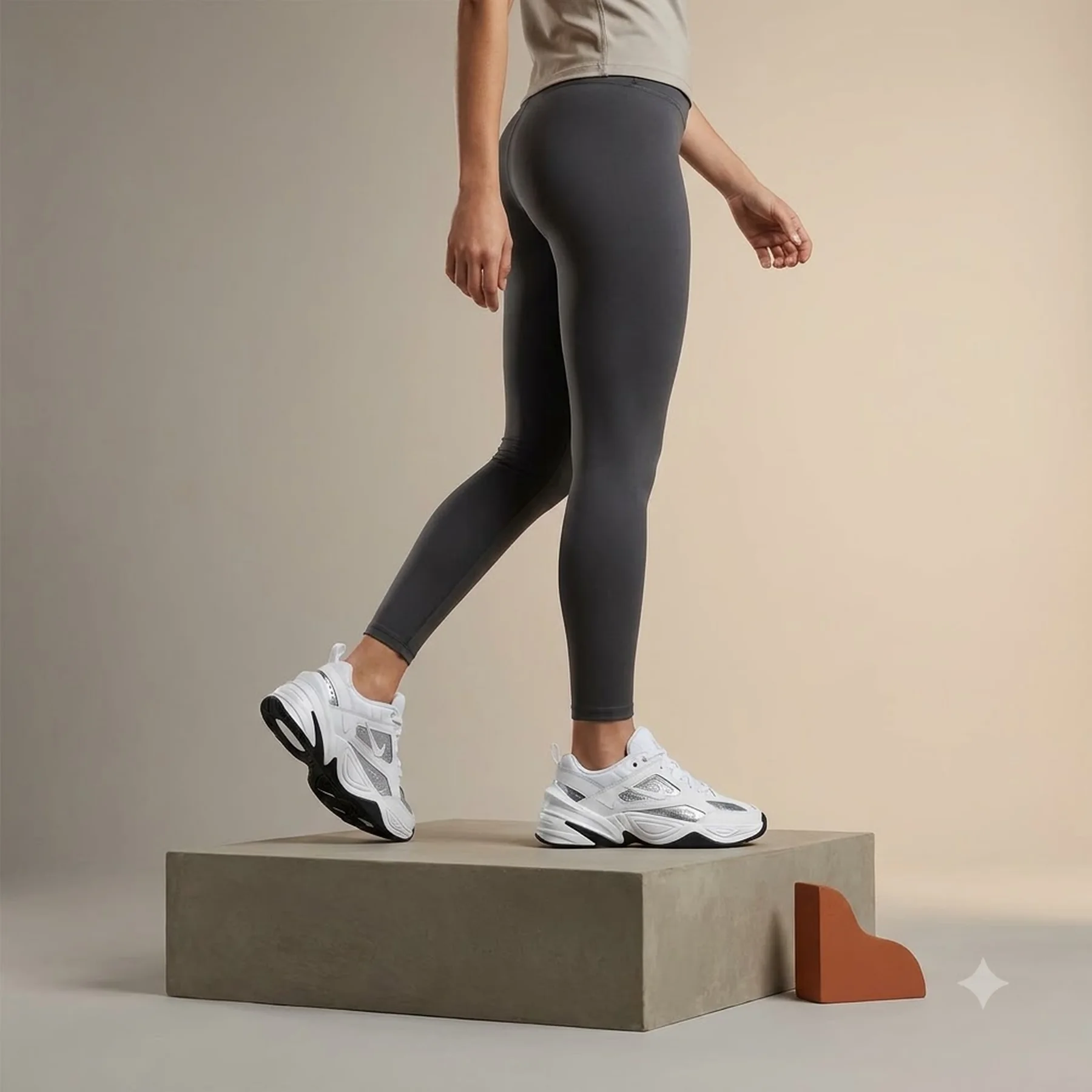 Кросівки жіночі Nike W M2k Tekno Ess (CJ9583-100)