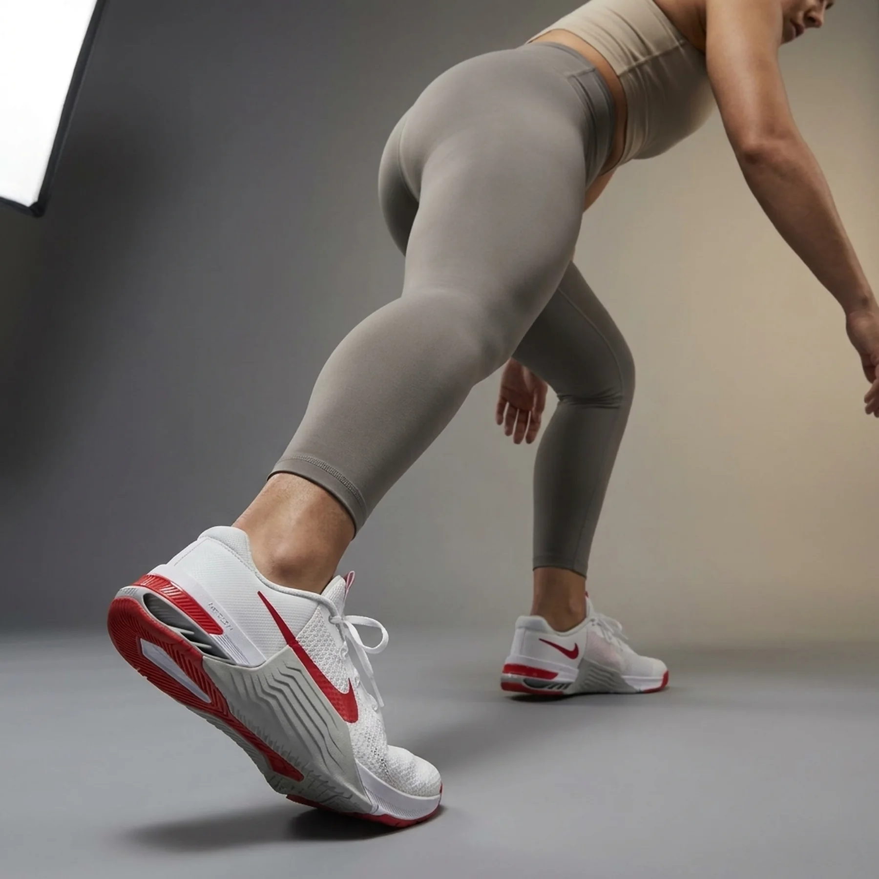Кросівки жіночі Nike W Metcon 9 (DZ2537-107)