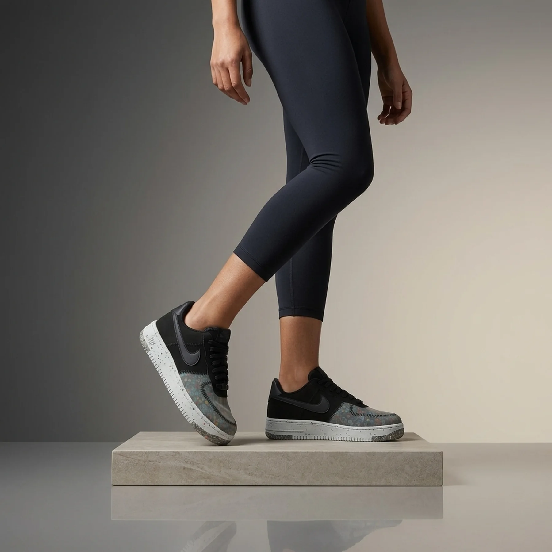 Кросівки жіночі Nike Wmns Air Force 1 Crater 'Black Photon Dust '