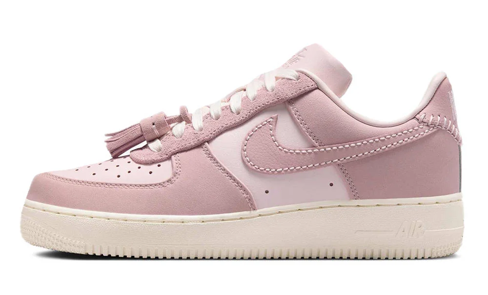 Кросівки жіночі Nike Wmns Air Force 1 Low 'Pink Oxford Tassels'