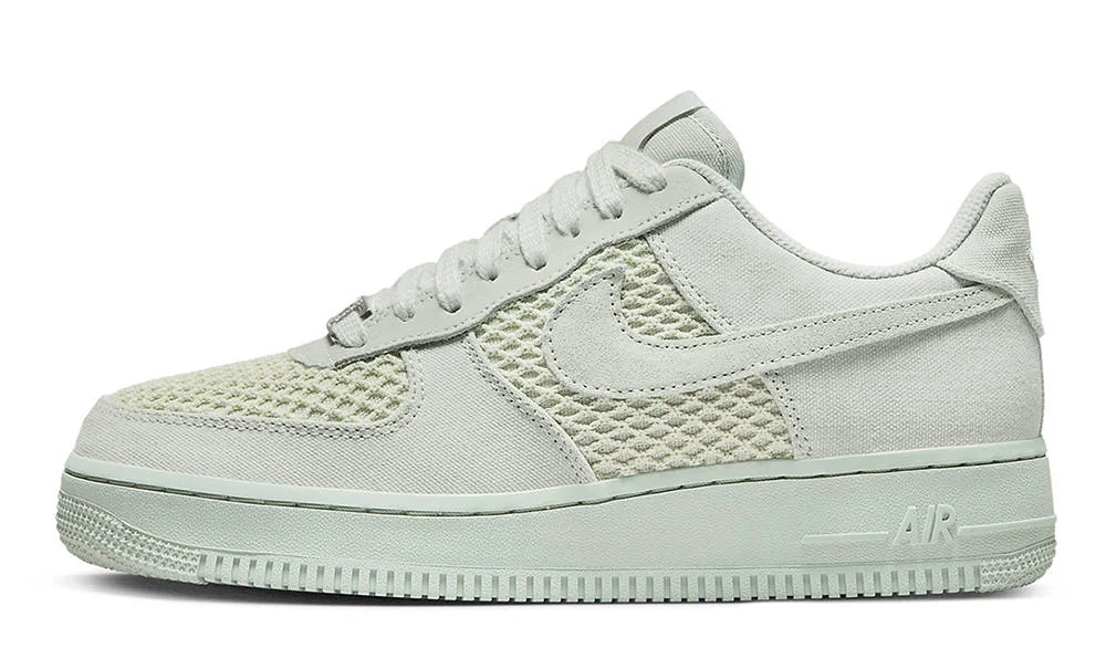 Кросівки жіночі Nike Wmns Air Force (DX4108-001)