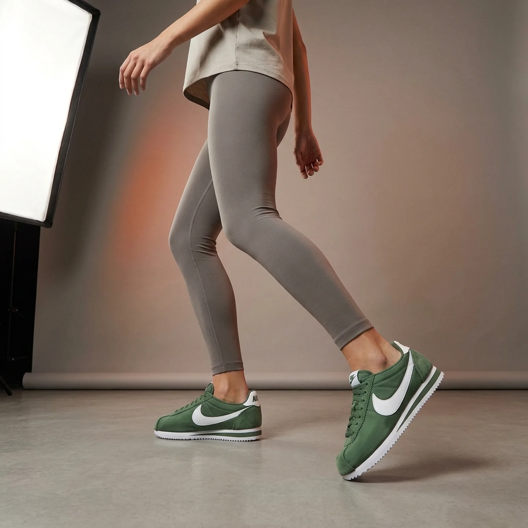 Кросівки жіночі Nike Wmns Cortez 'Fir'