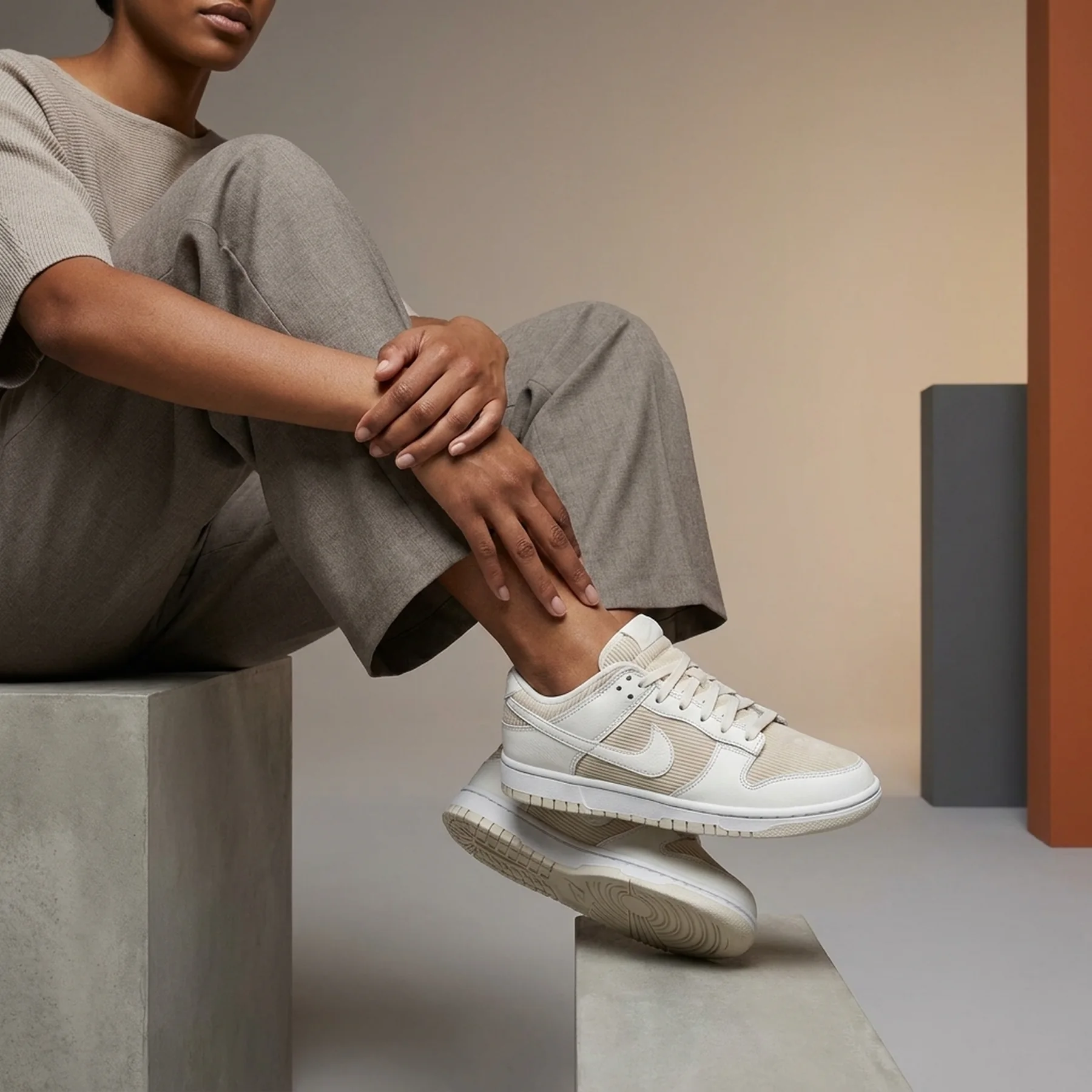 Кросівки жіночі Nike Wmns Dunk Low 'Alabaster Corduroy'