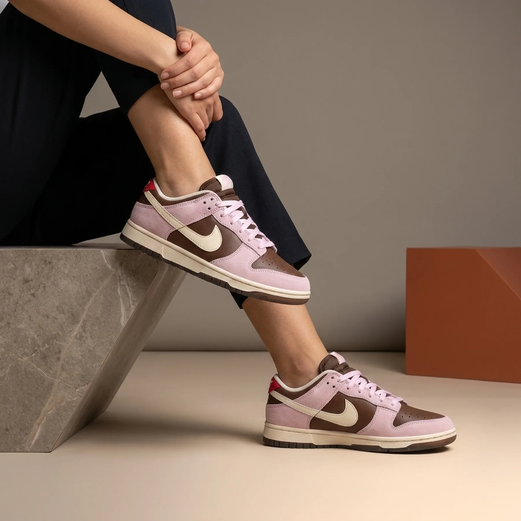 Кросівки жіночі Nike Wmns Dunk Low 'Neapolitan'