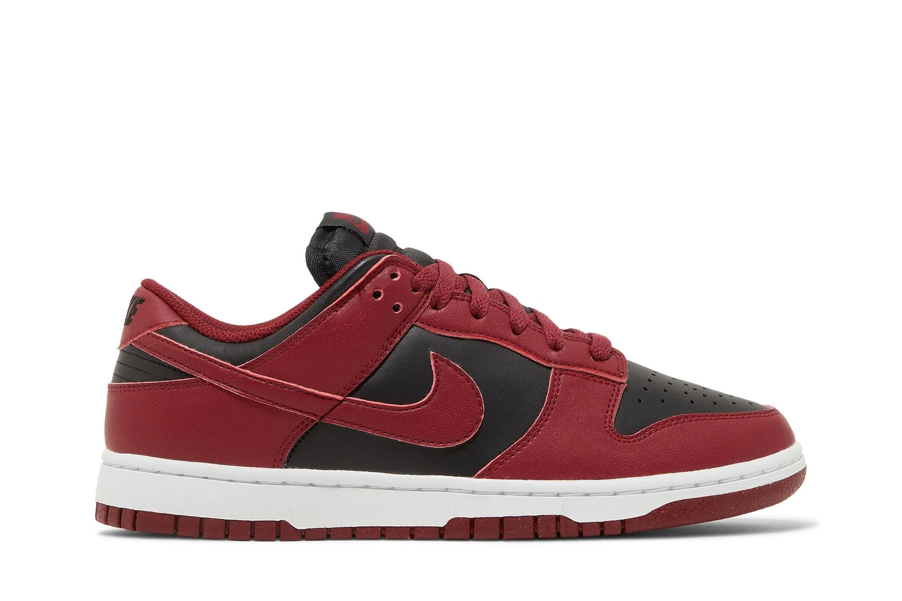 Кросівки жіночі Nike Wmns Dunk Low Next Nature 'Team Red Black'