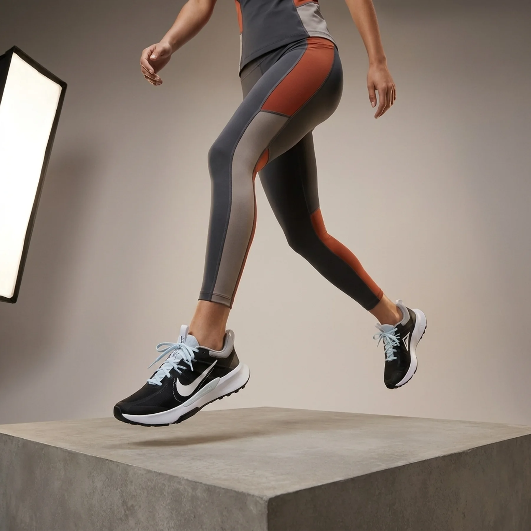 Кросівки жіночі Nike Wmns Juniper Trail 2 Nn (DM0821-006)