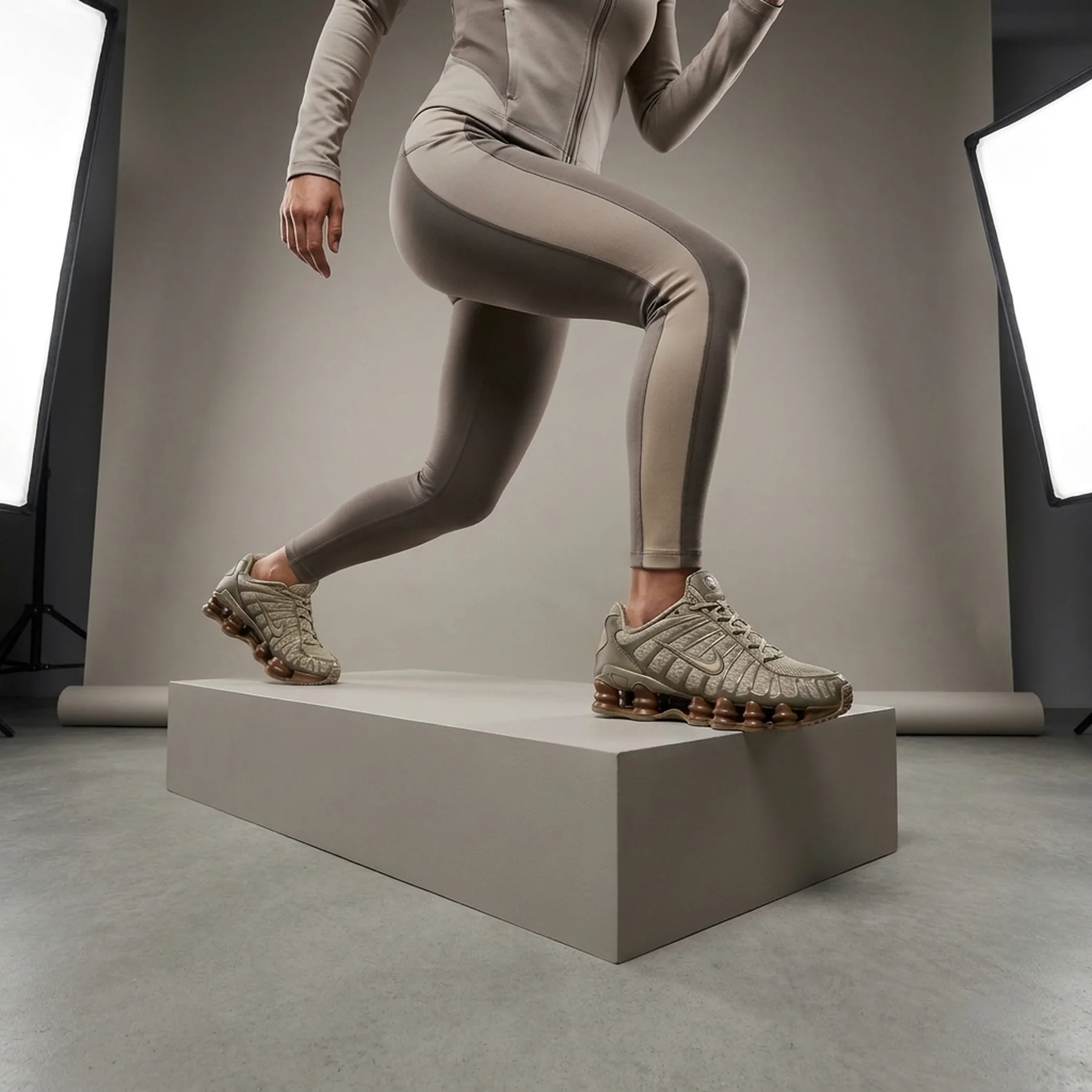 Кросівки жіночі Nike Wmns Shox TL 'Khaki'