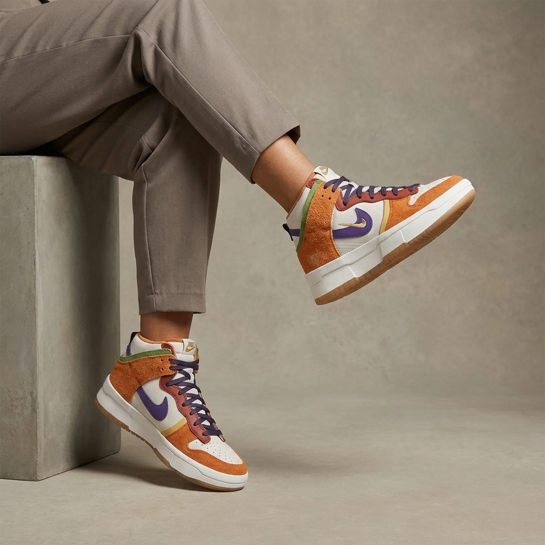 Кросівки жіночі Nike Womens Shoes White/Orange (DQ5012-133)